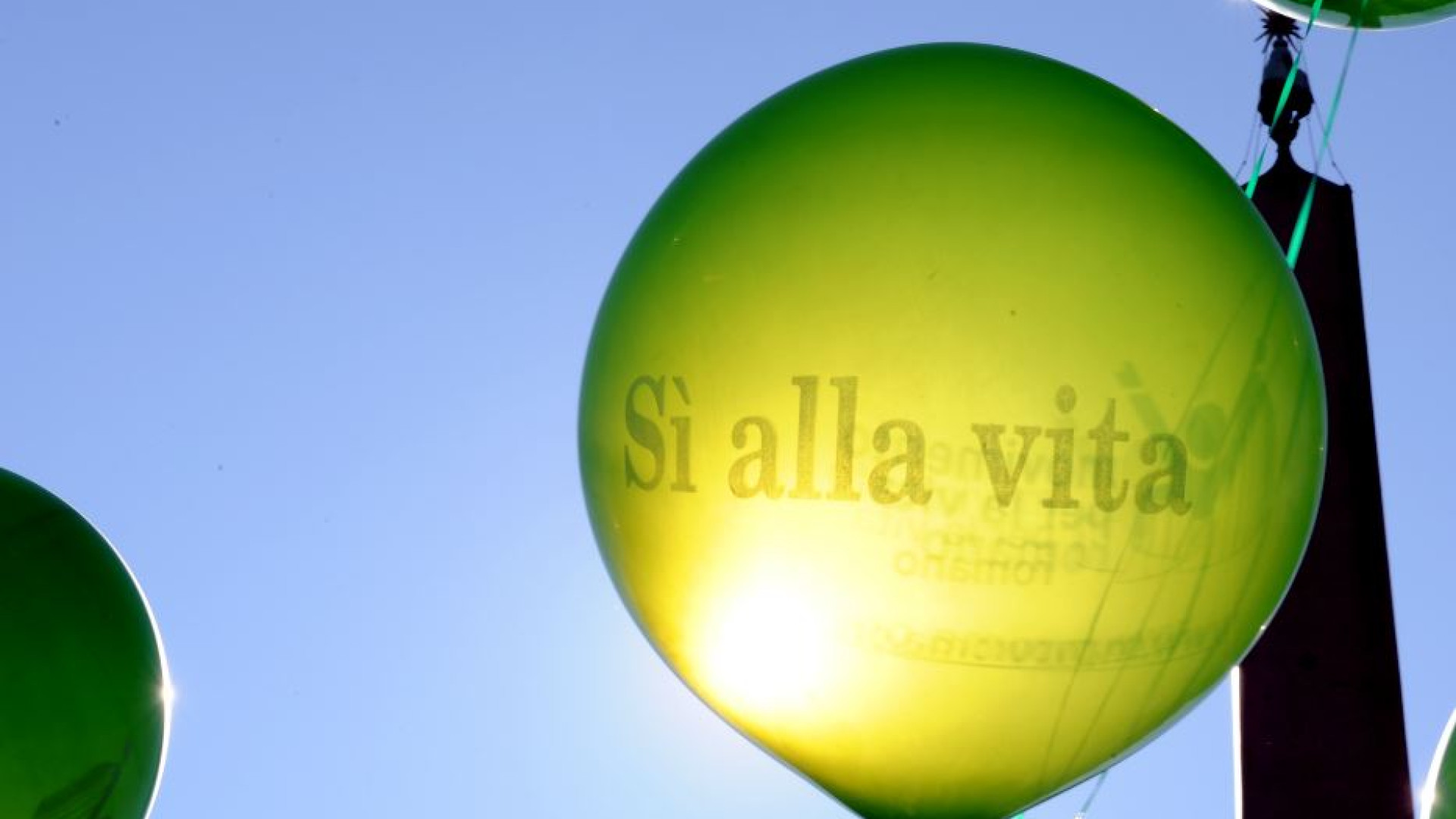 Immagine di Messaggio Cei: «Trasmettere la vita, speranza per il mondo»