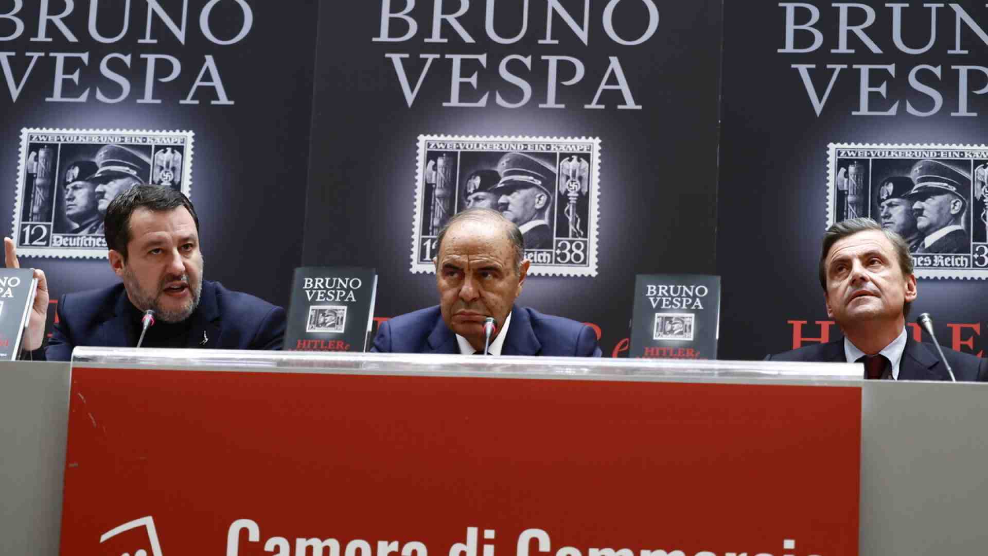 Immagine di La mezza pax romana Salvini-Calenda. Ma scintille su Trump