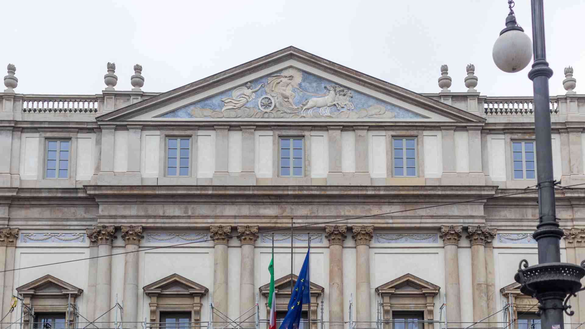 Immagine di La Prima della Scala e le identità fatali
