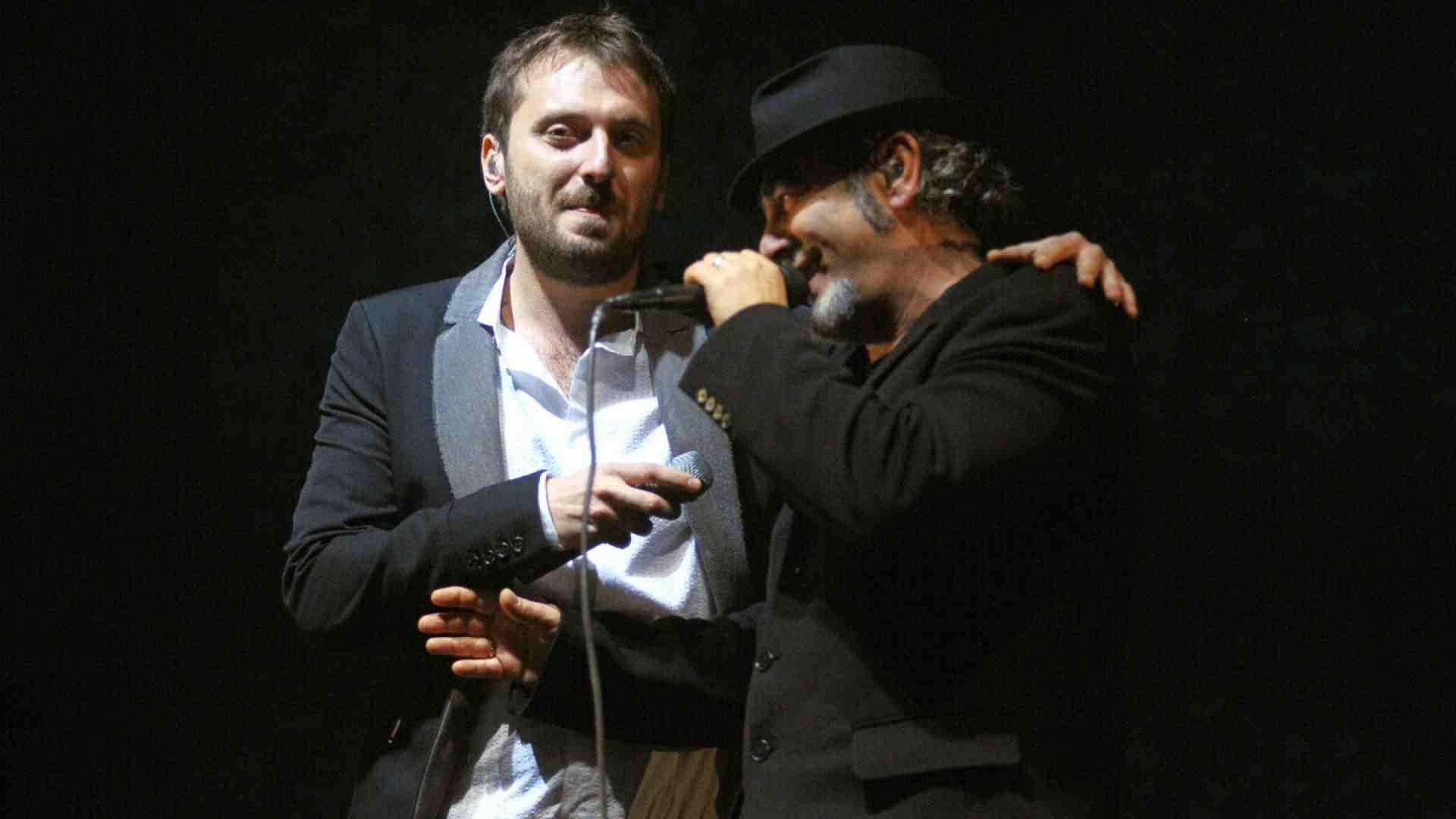 Immagine di Con "San Luca" di Cesare Cremonini e Luca Carboni si piange, e tanto