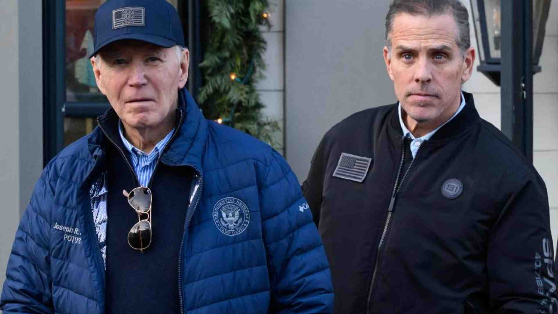 Immagine di Biden si rimangia le promesse e grazia il figlio Hunter. La rabbia di Trump
