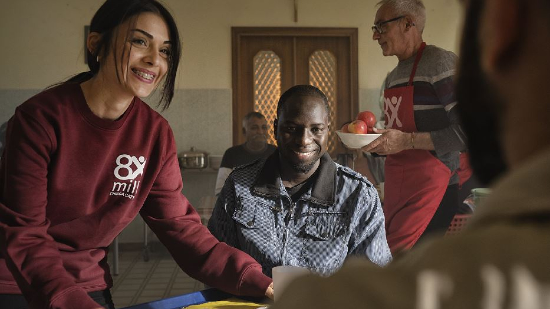 Immagine di A Oppido Mamertina un pasto formato famiglia per anziani e immigrati