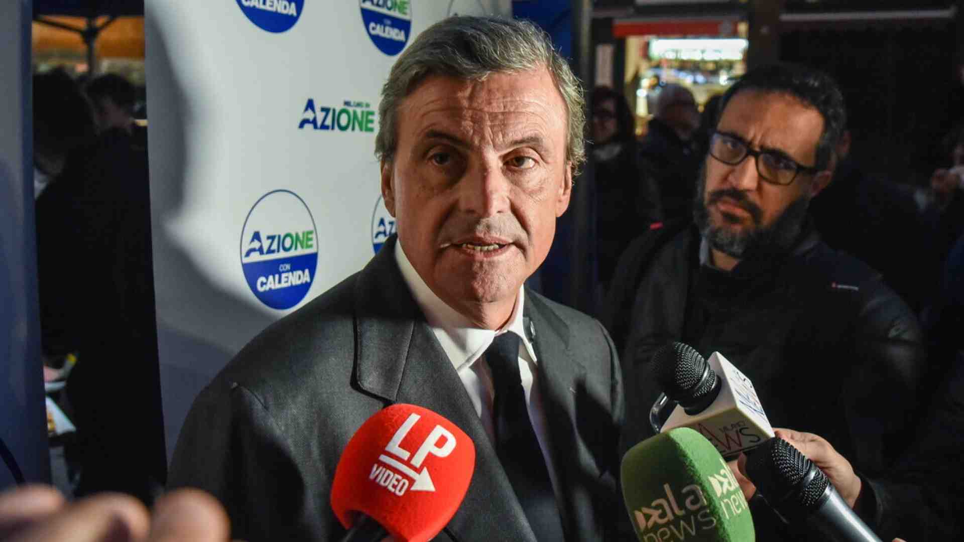 Immagine di Calenda: "Dopo Tavares si dimetta anche Urso. Elkann venga in Parlamento a spiegare i piani di Stellantis”