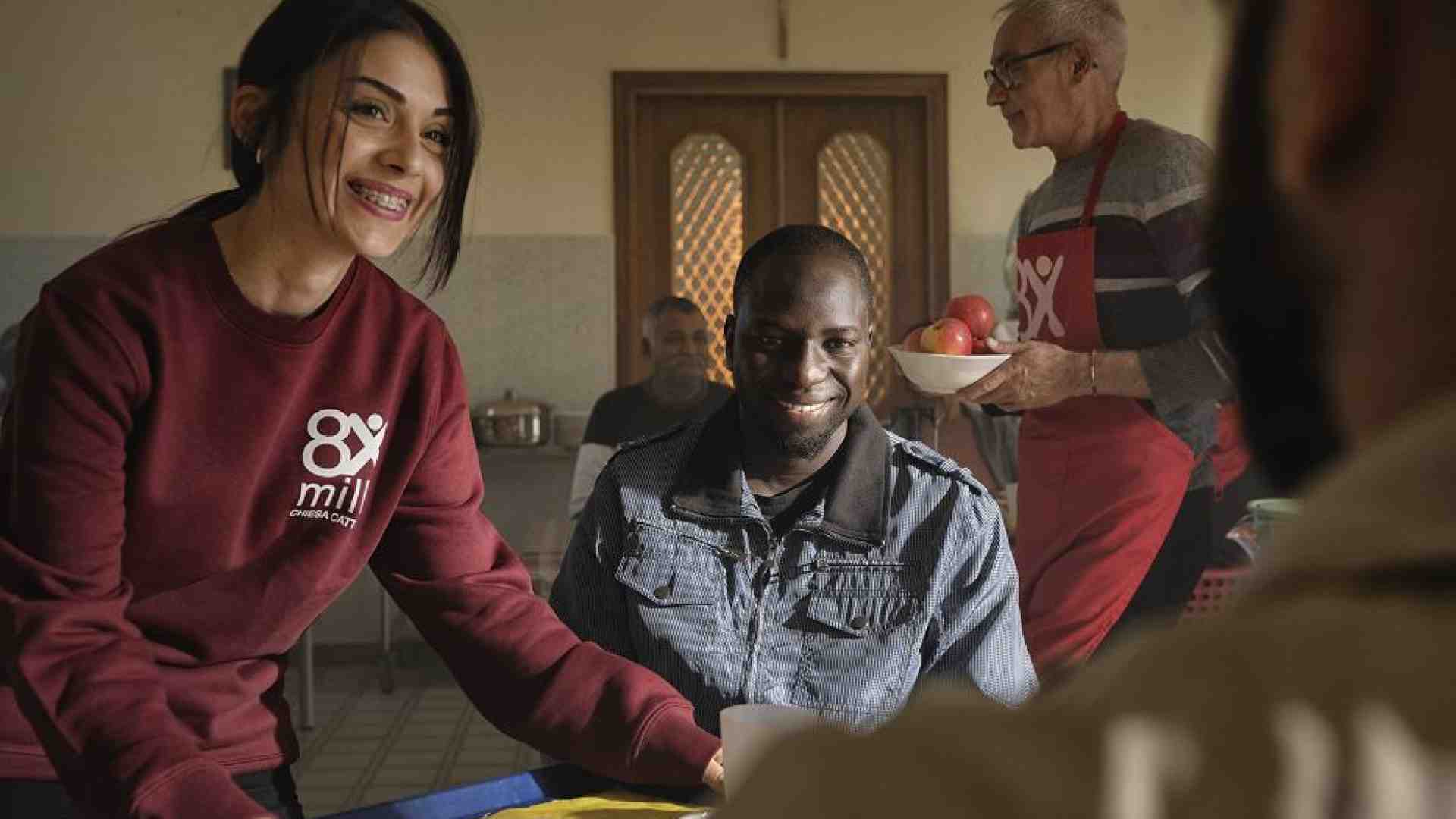 Immagine di A Oppido Mamertina un pasto formato famiglia per anziani e immigrati
