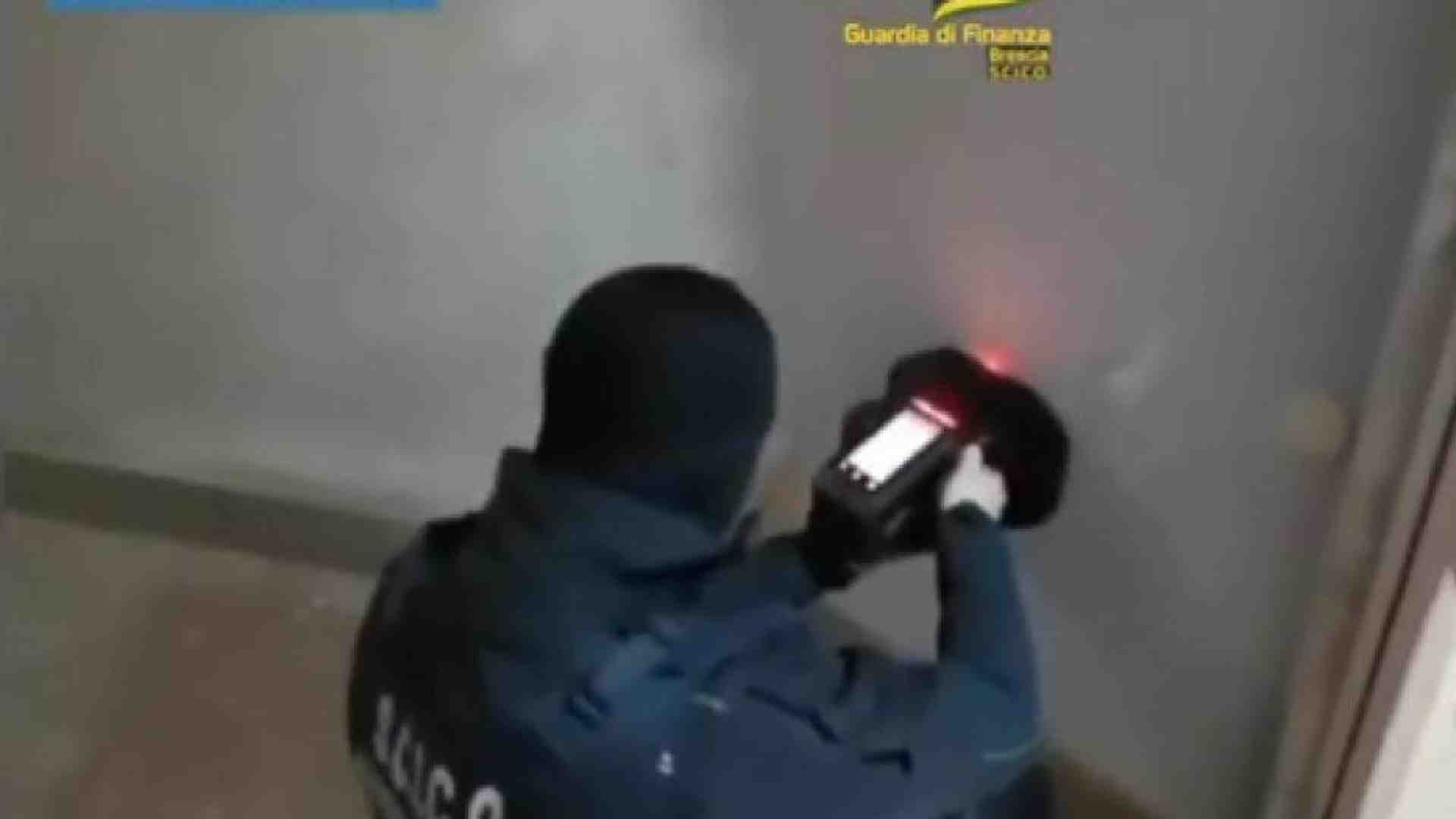 Immagine di 'Ndrangheta, cosa c'è nel mirino dell'inchiesta. E chi è suor Anna Donelli