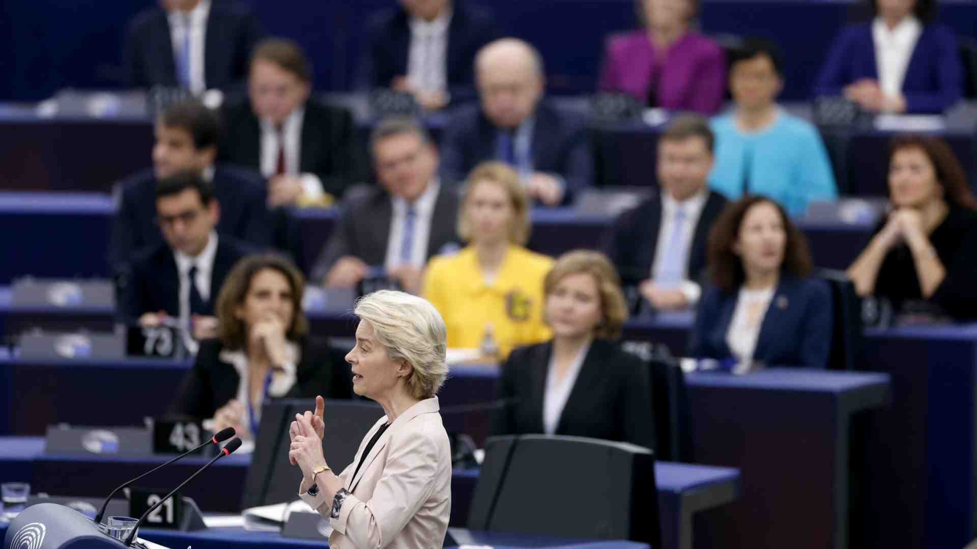 Immagine di Cade il governo francese e von der Leyen procede con il Mercosur che Parigi non vuole