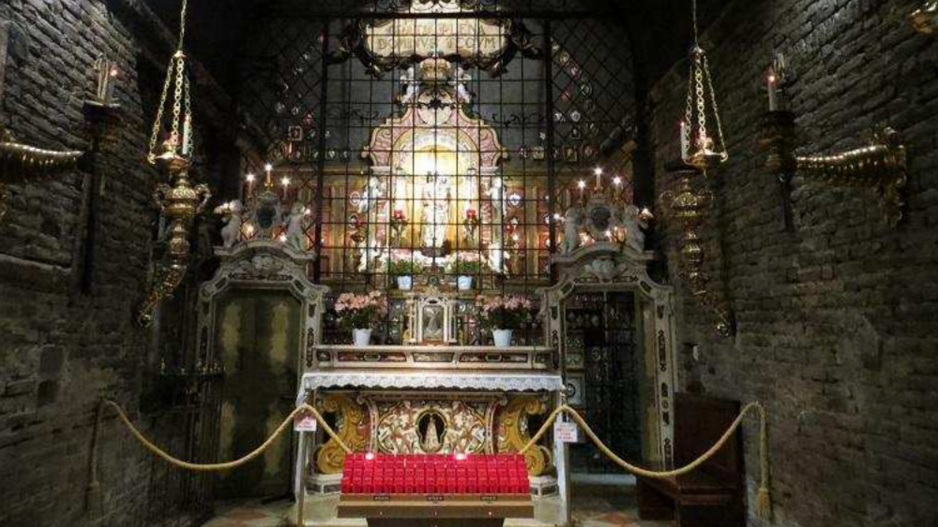 Immagine di La Santa Casa giunta fino a Cremona
