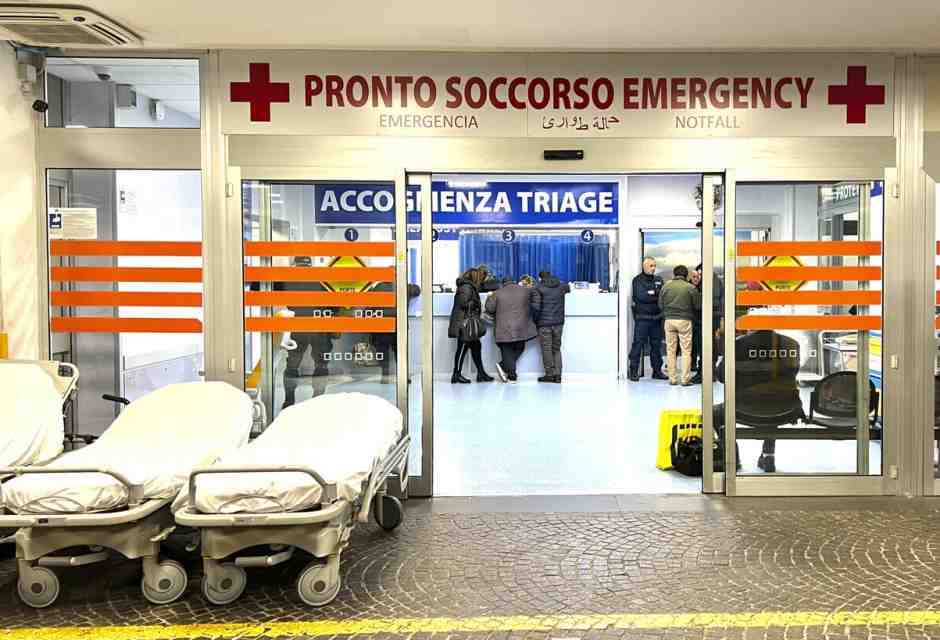 L'ingresso del Pronto soccorso dell'ospedale Cardarelli di Napoli, 4 gennaio 2024 Ansa/Ciro Fusco&nbsp;<br />