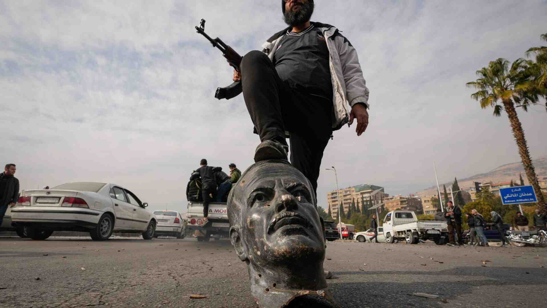 Immagine di I ribelli prendono Damasco. Dopo mezzo secolo, la Siria si risveglia libera dagli Assad