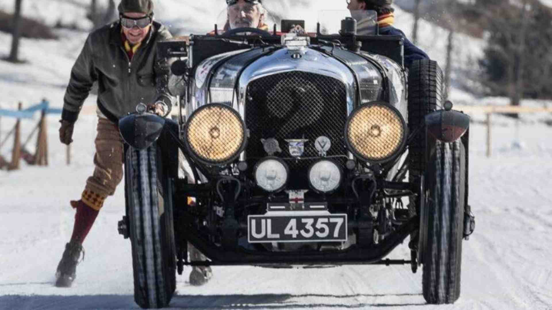 Immagine di The I.C.E. Saint Moritz attende sul lago le auto più belle del mondo