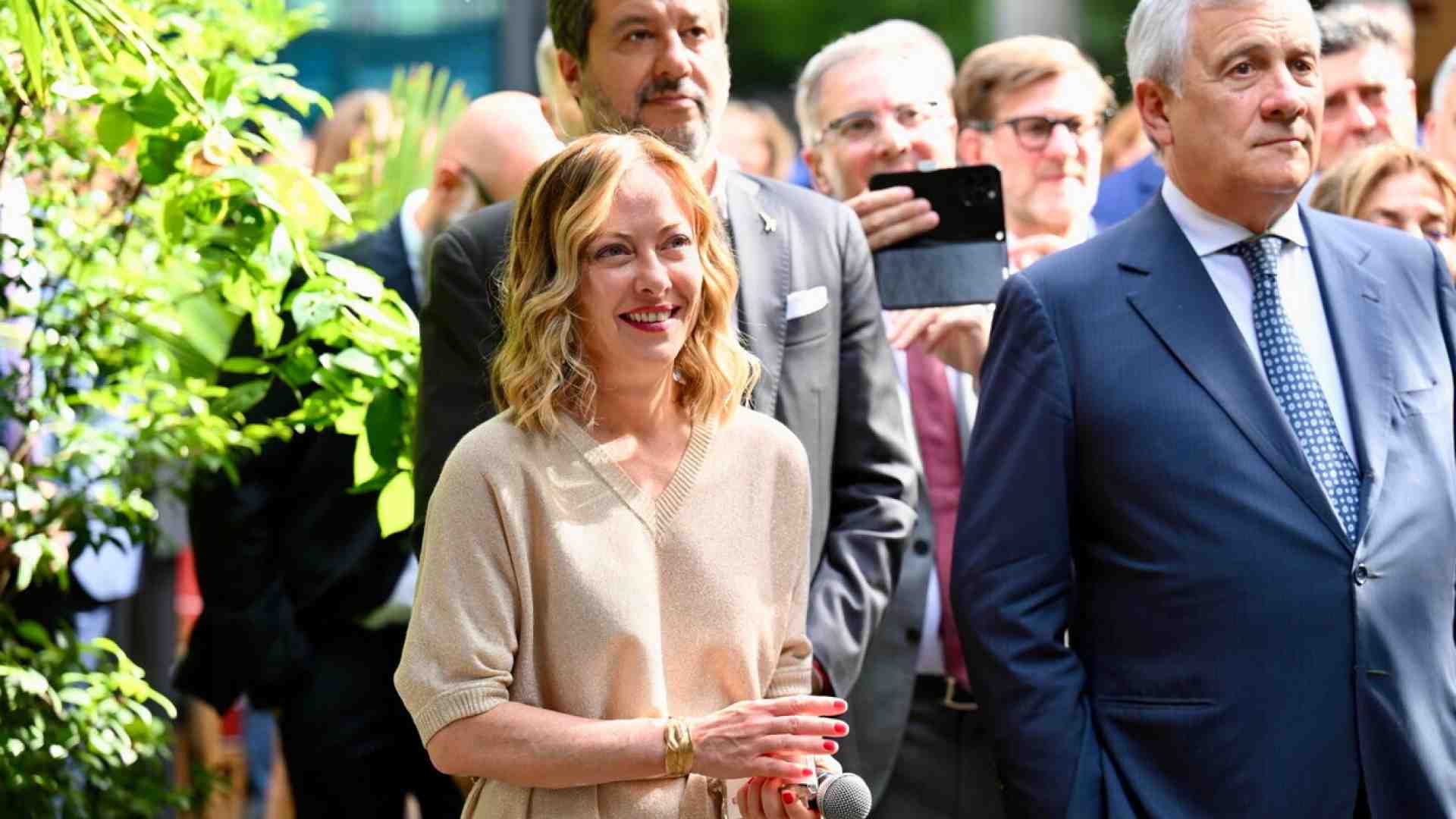 Immagine di Si sblocca l'impasse sulla manovra: salta il taglio dell'Irpef. Estensione per la flat tax