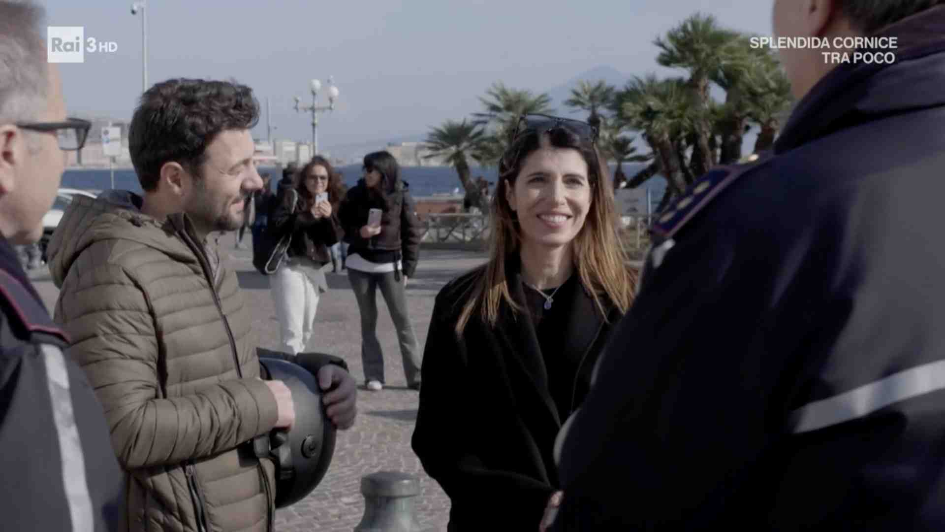 Immagine di Giorgia arriva in Un posto al sole, ma è in ritardo per il suo concerto