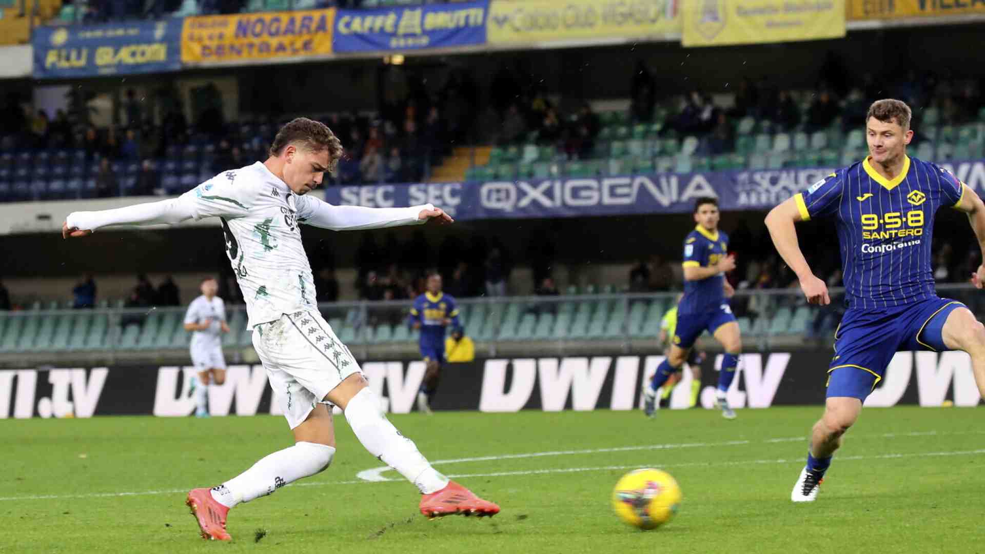 Immagine di Sebastiano Esposito e i suoi fratelli. Rivincite, storie di provincia e altre quisquilie da Serie A