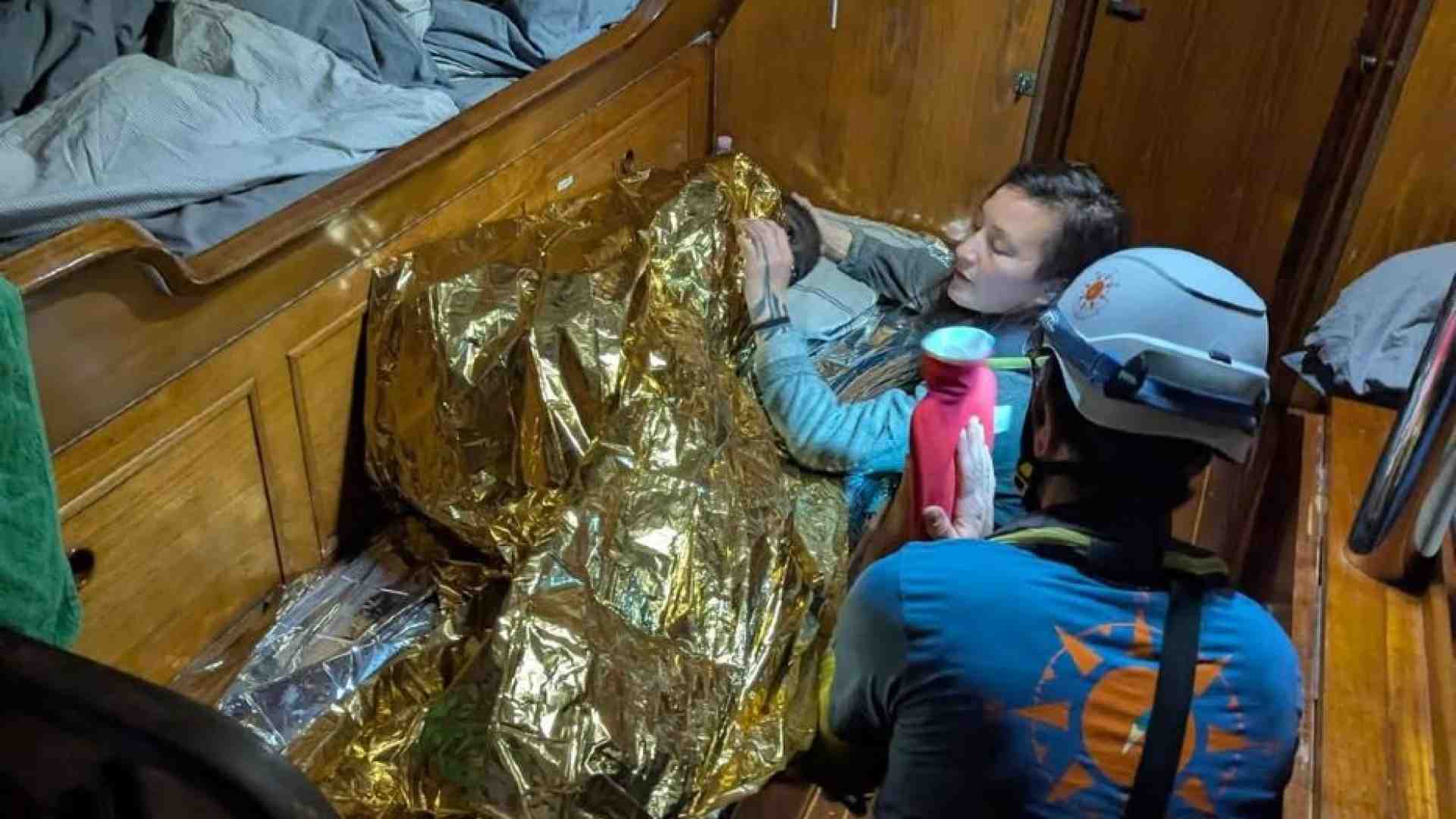 Immagine di La piccola Yasmine, 11 anni, unica superstite del naufragio