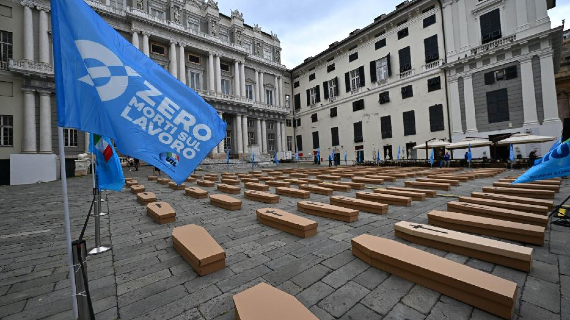 Immagine di Un'altra strage sul lavoro: 5 morti