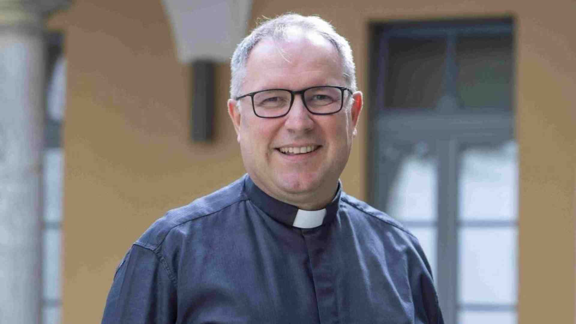 Immagine di Chi è Alberto Torriani, il nuovo vescovo di Crotone-Santa Severina