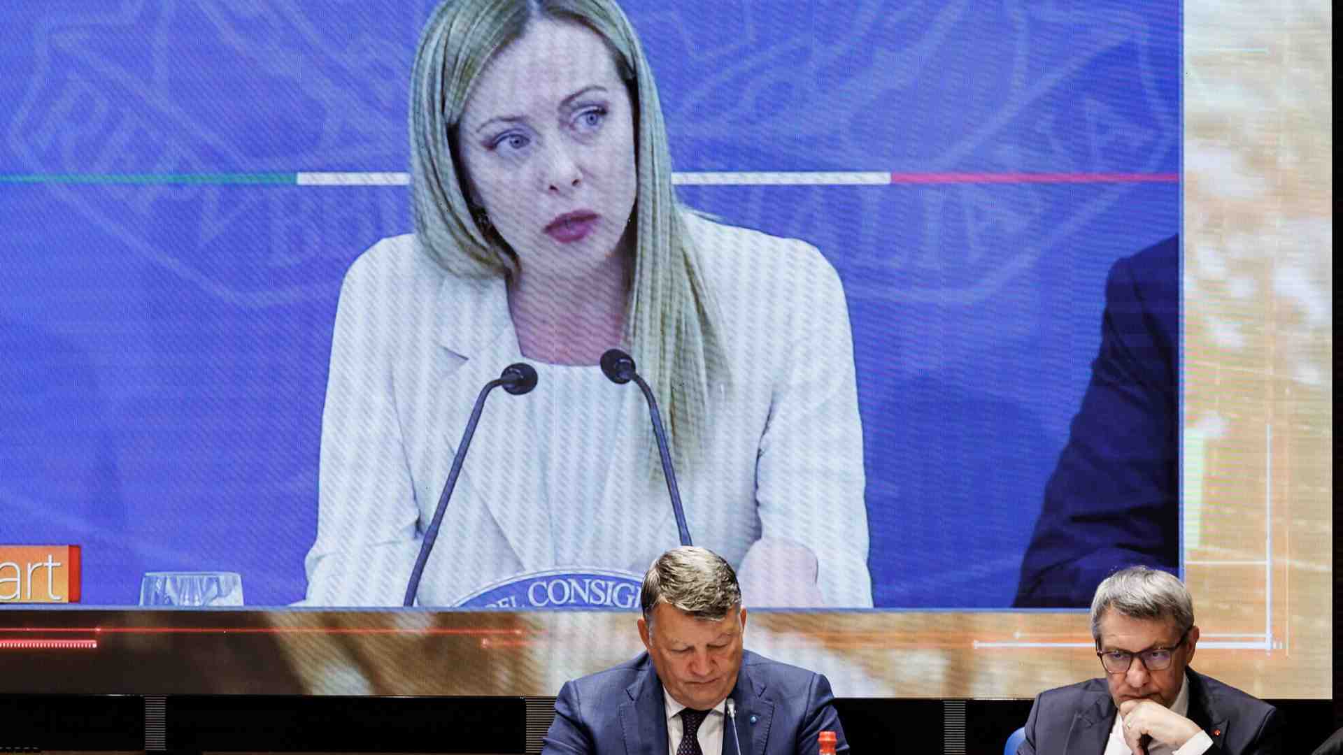 Immagine di Stabilità e lavoro, Politico ed Economist promuovono l'Italia di Meloni