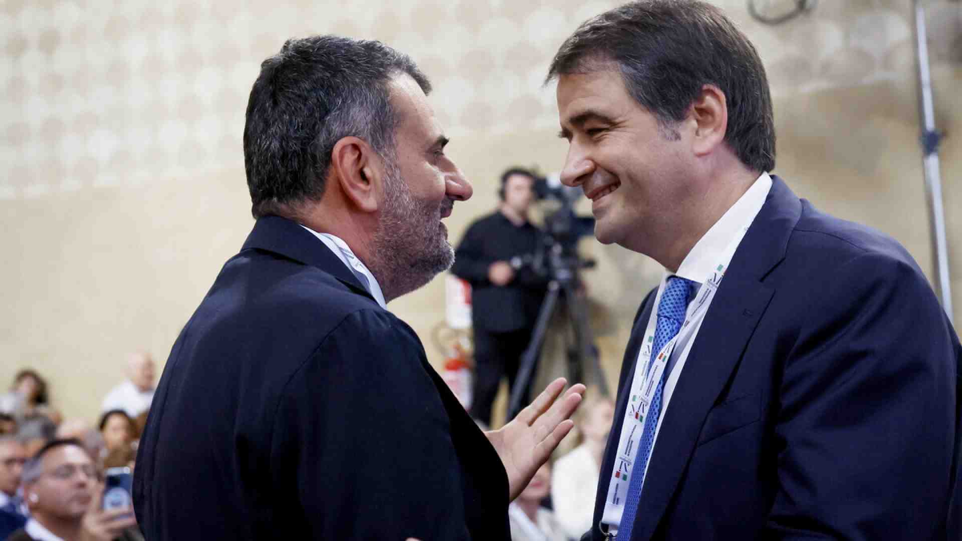 Immagine di Il patto dell'orecchiotto a Bruxelles tra Fitto e Decaro, schema per nuovi rapporti tra destra e dem