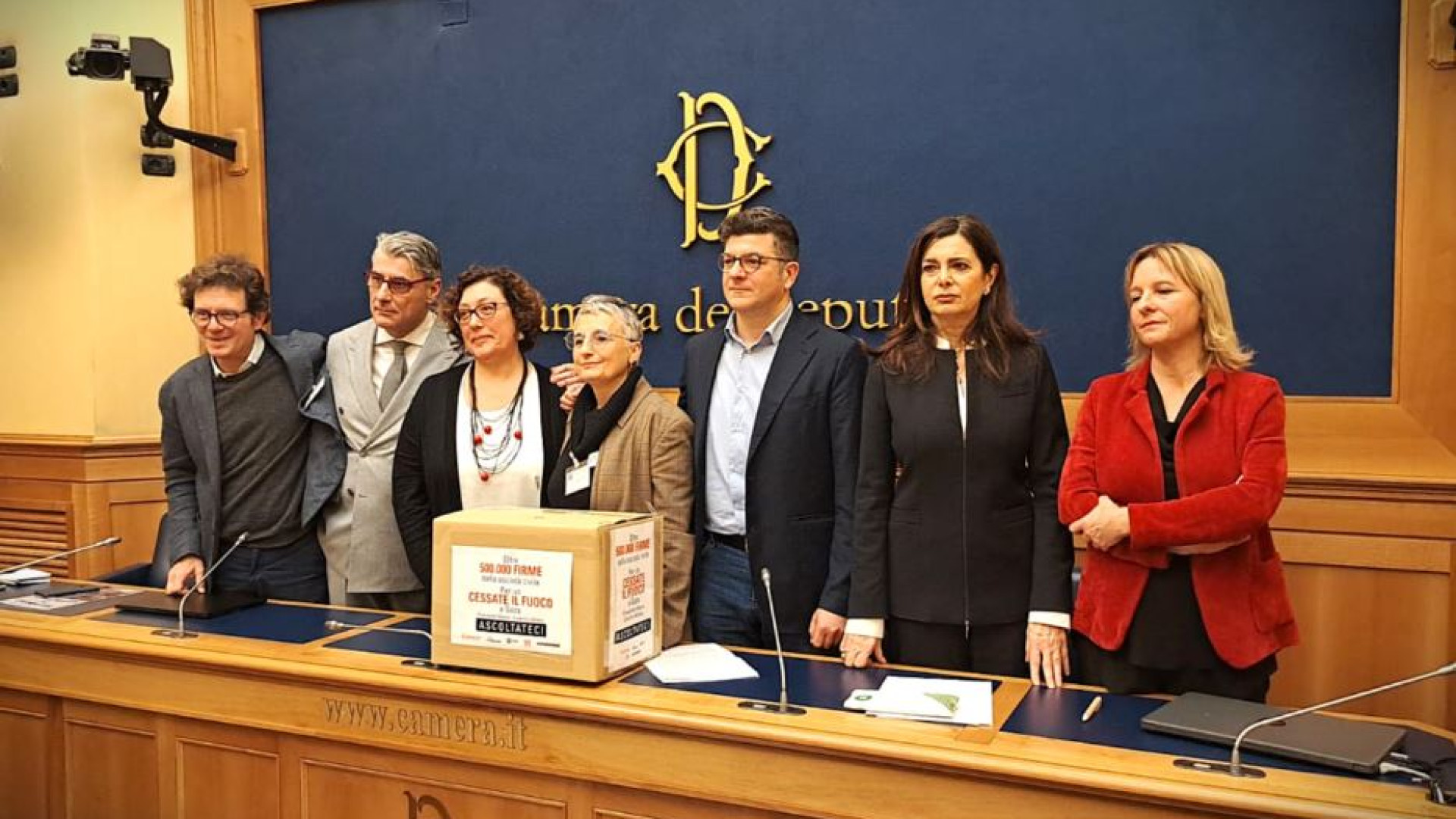 Immagine di «A Gaza subito il cessate fuoco». Mezzo milione di firme per la premier
