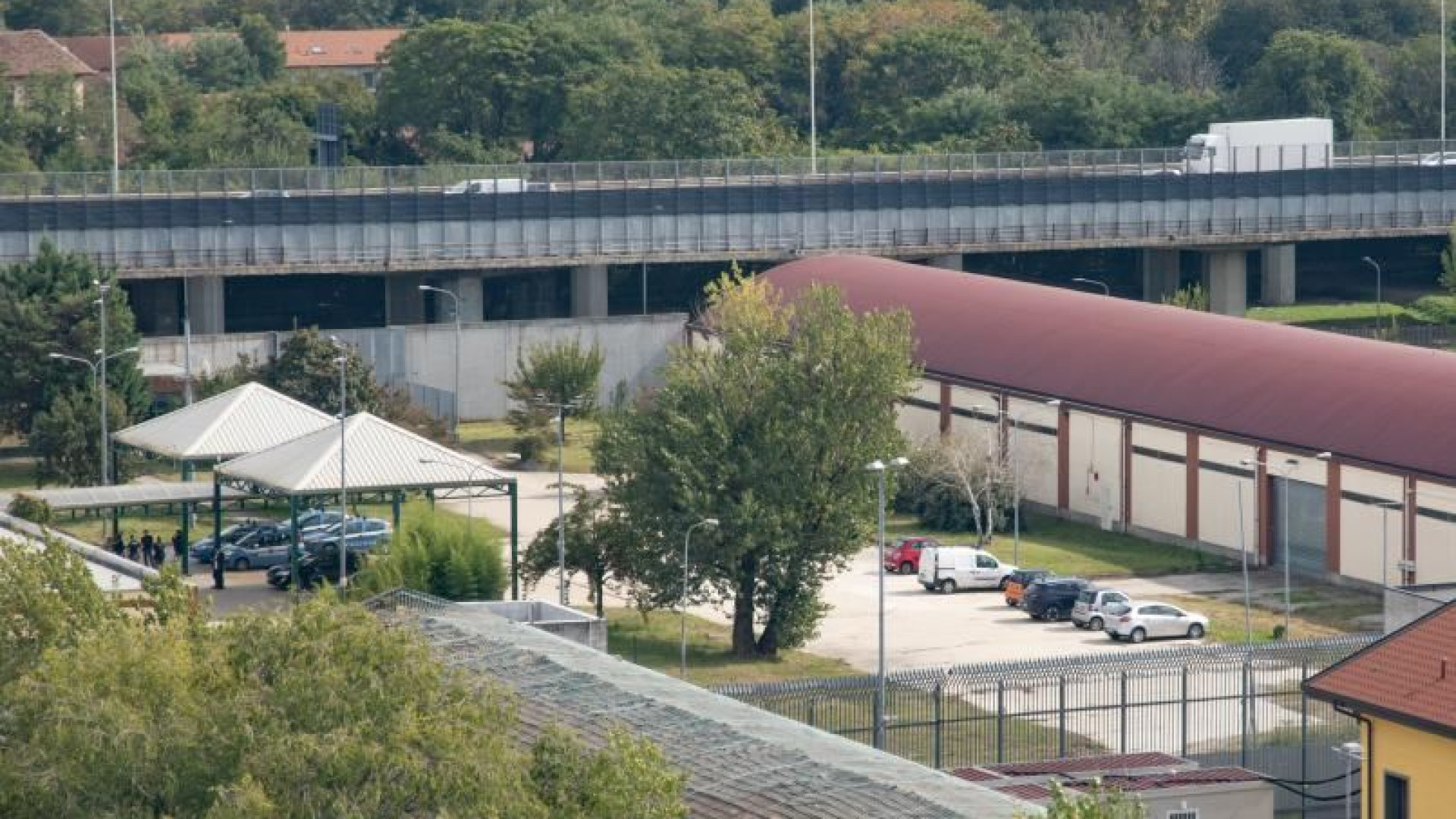 Immagine di «Trattamenti inumani e torture». Il rapporto-choc sui Cpr italiani