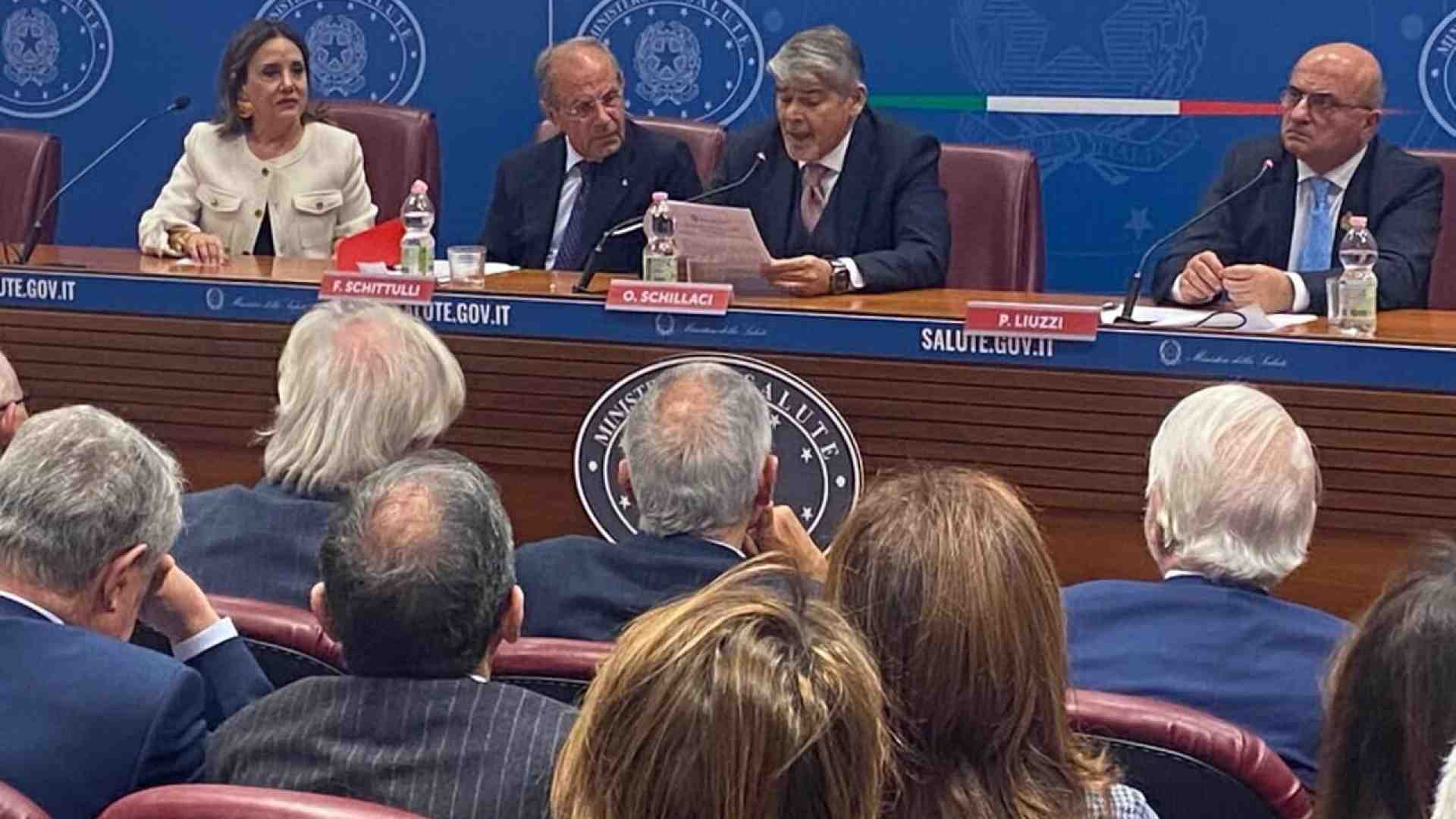 Immagine di Un astrologo al ministero della Salute. La risposta della Lilt apre nuovi interrogativi
