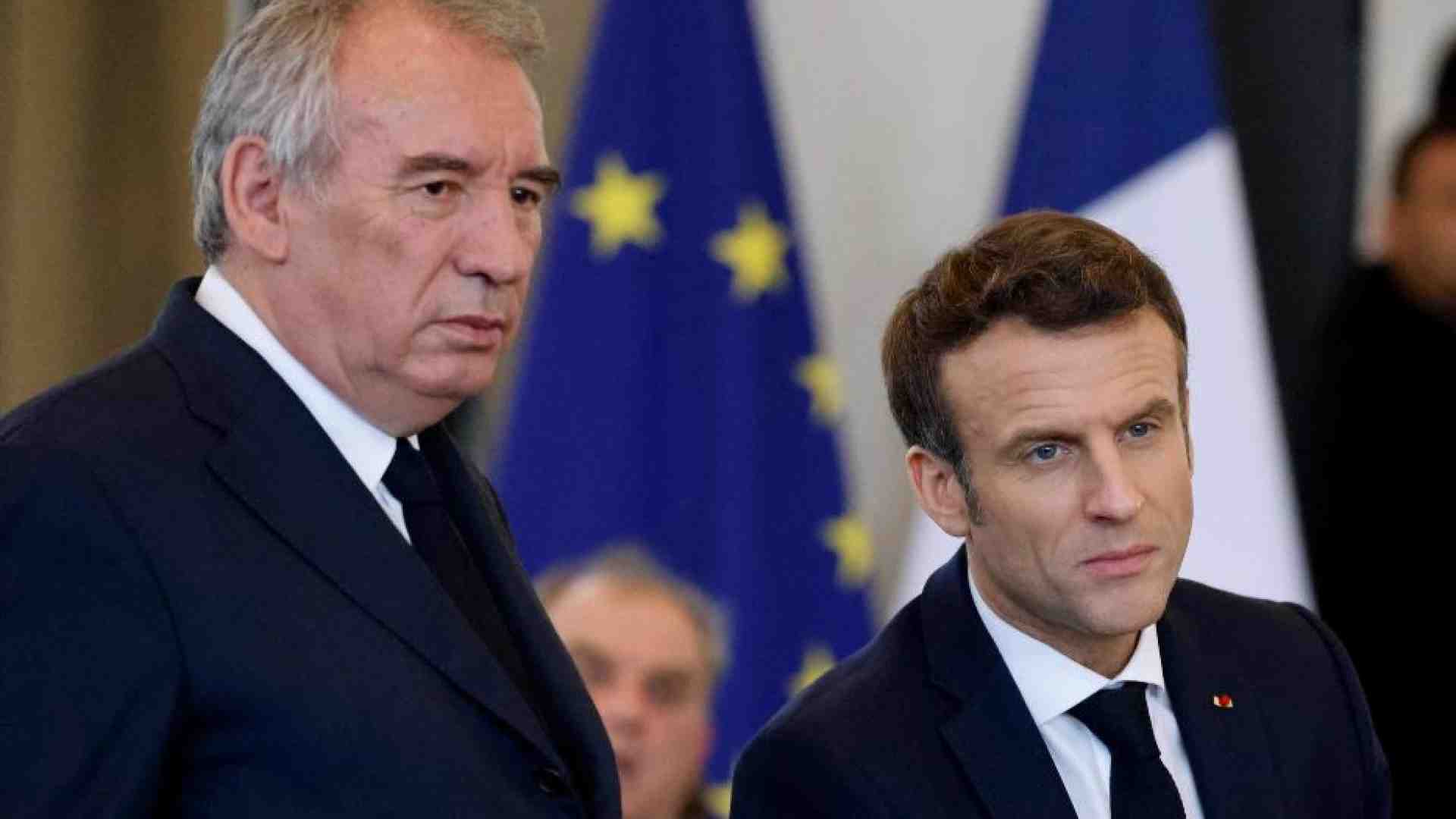 Immagine di Alla fine Macron torna al punto di partenza: fa centro con il premier Bayrou