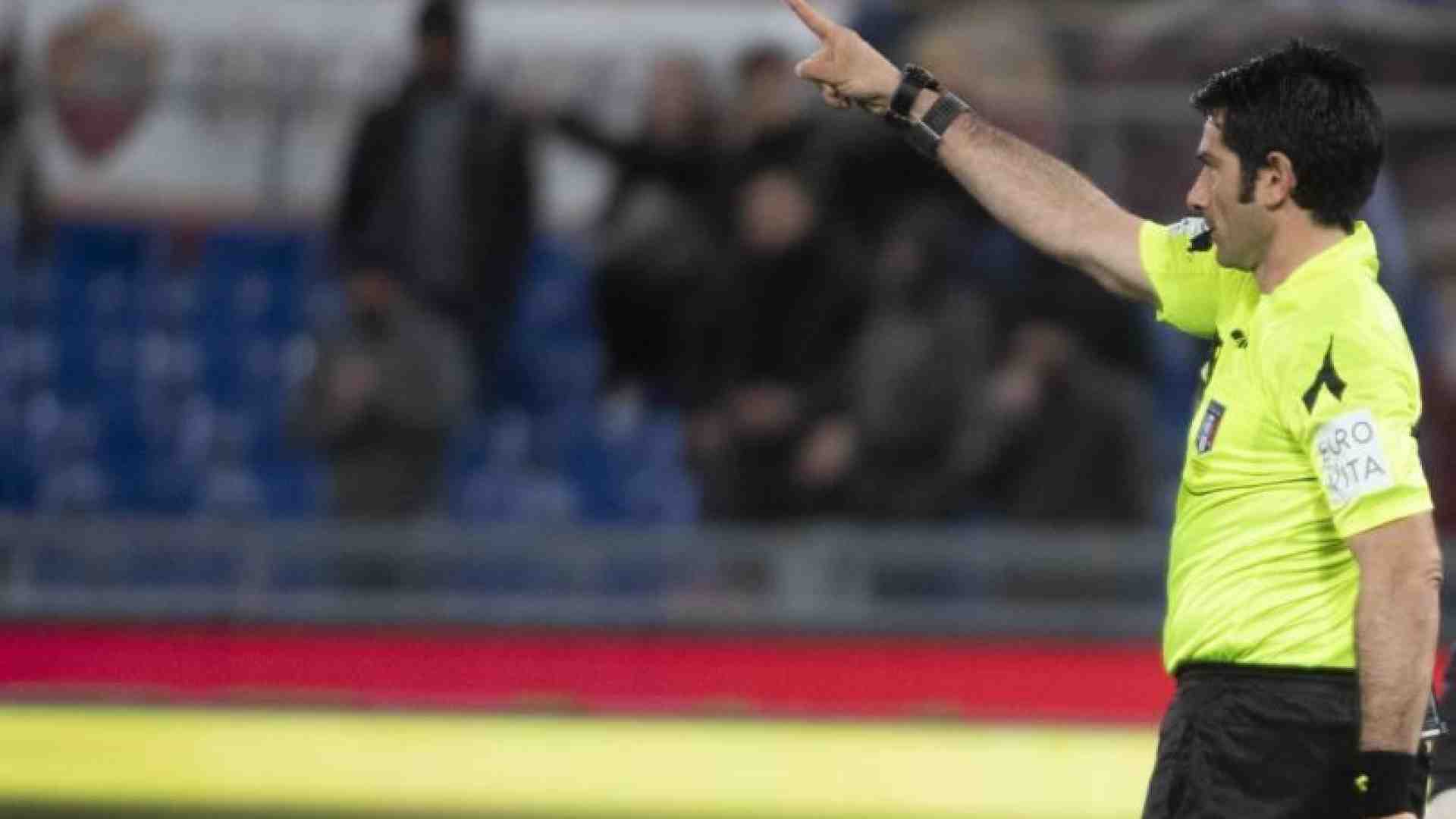 Immagine di Gli arbitri minacciano di fermare i campionati per le violenze che subiscono