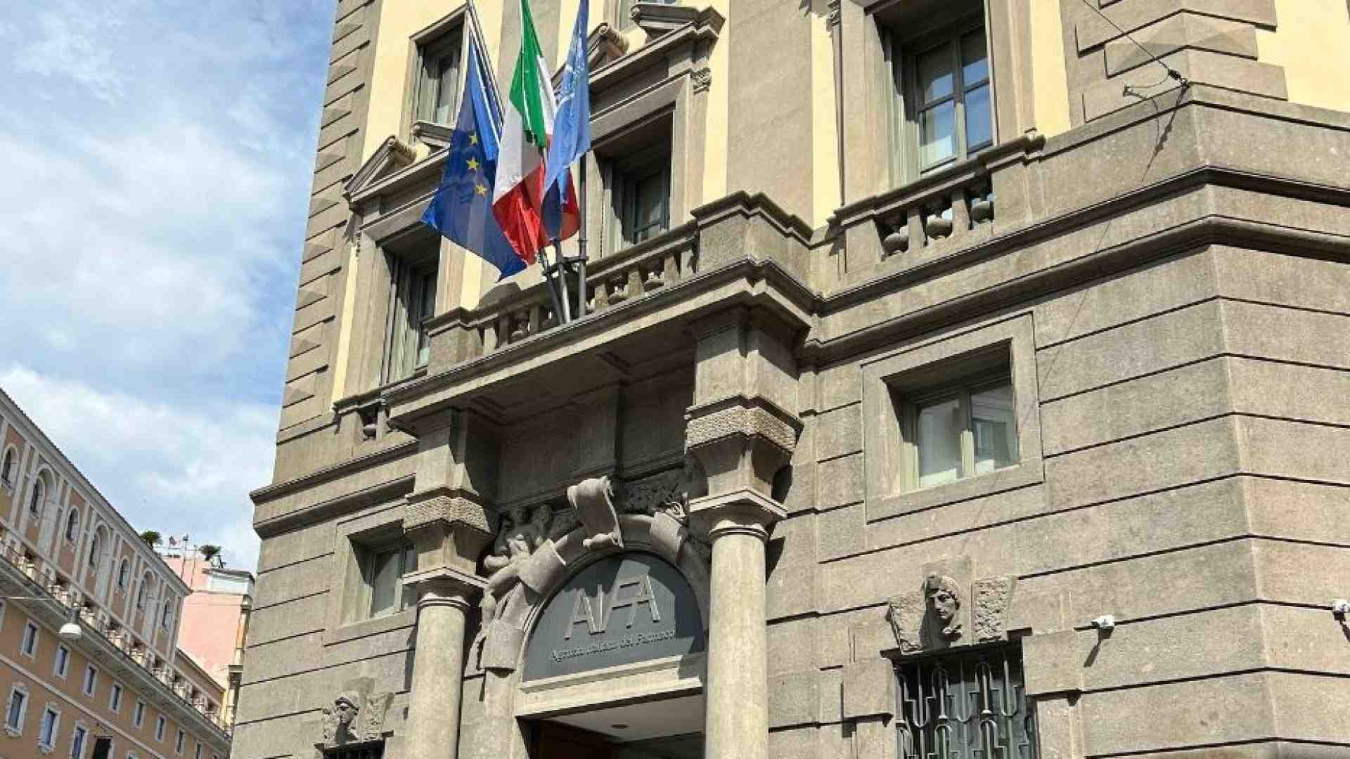 Immagine di L'Agenzia del farmaco: stop ai conflitti di interesse