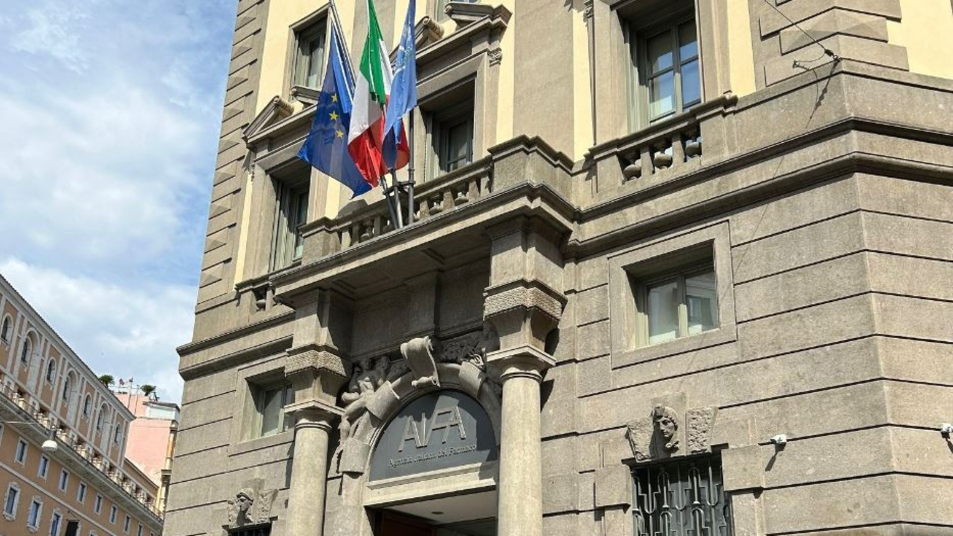 Immagine di L'Agenzia del farmaco: stop ai conflitti di interesse