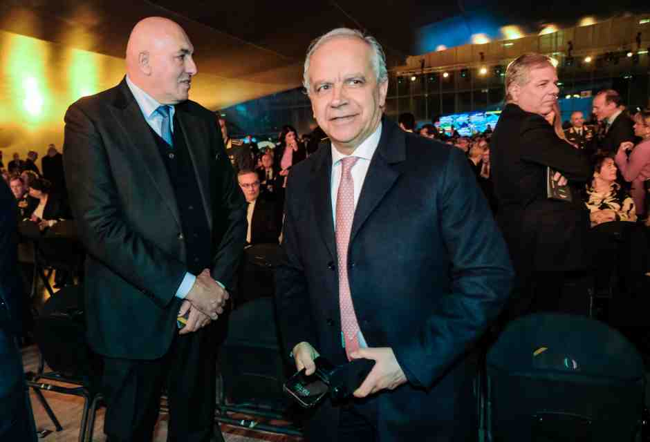 Niente aumento di stipendio per i ministri non parlamentari. Ma ci sarà un fondo per i rimborsi