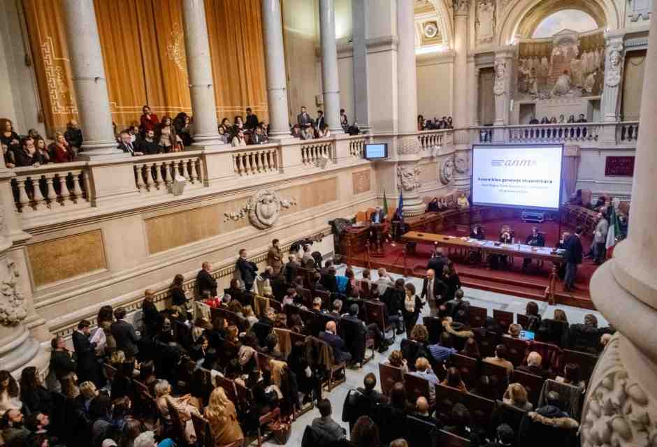 I "giudici ragazzini" dell'Anm sembrano più vecchi che mai