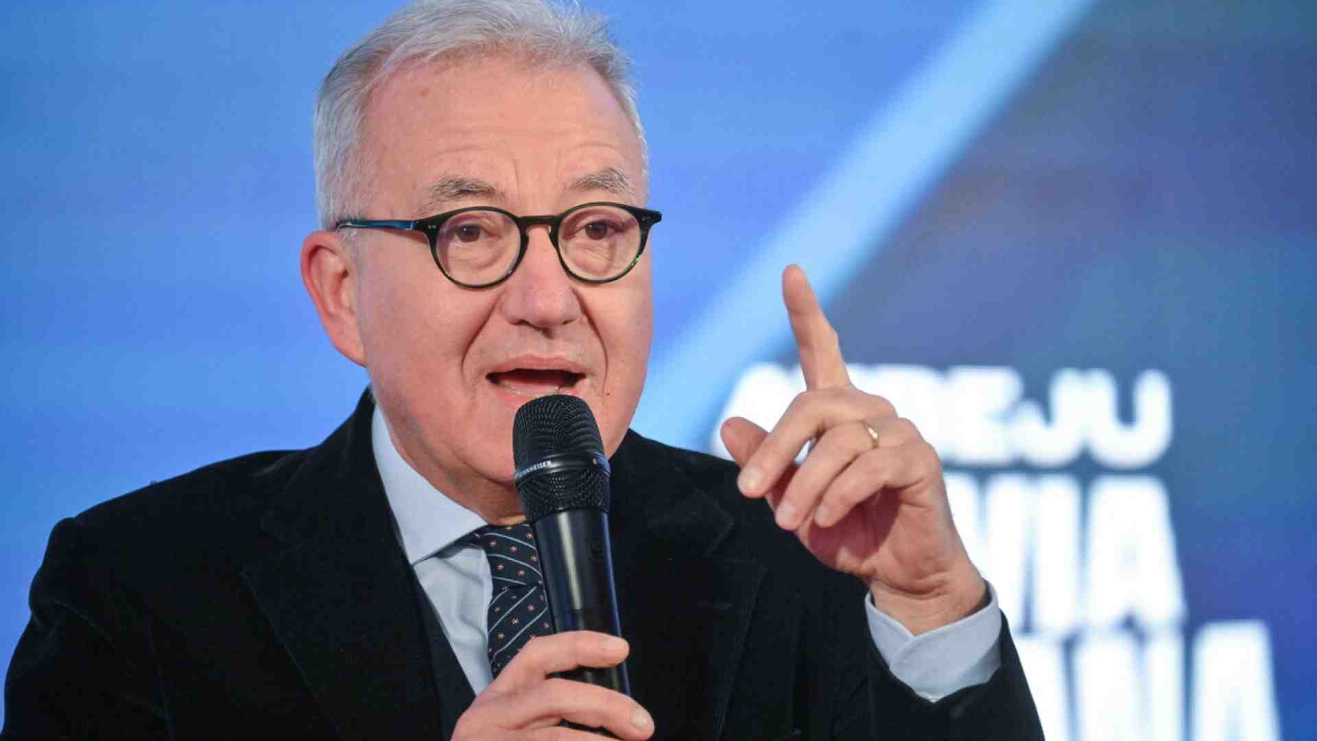 Immagine di Mantovano: "Nominare i giudici della Corte prima del 20 gennaio? Bellissimo". Crosetto a Meloni: "Renzi può distruggere"