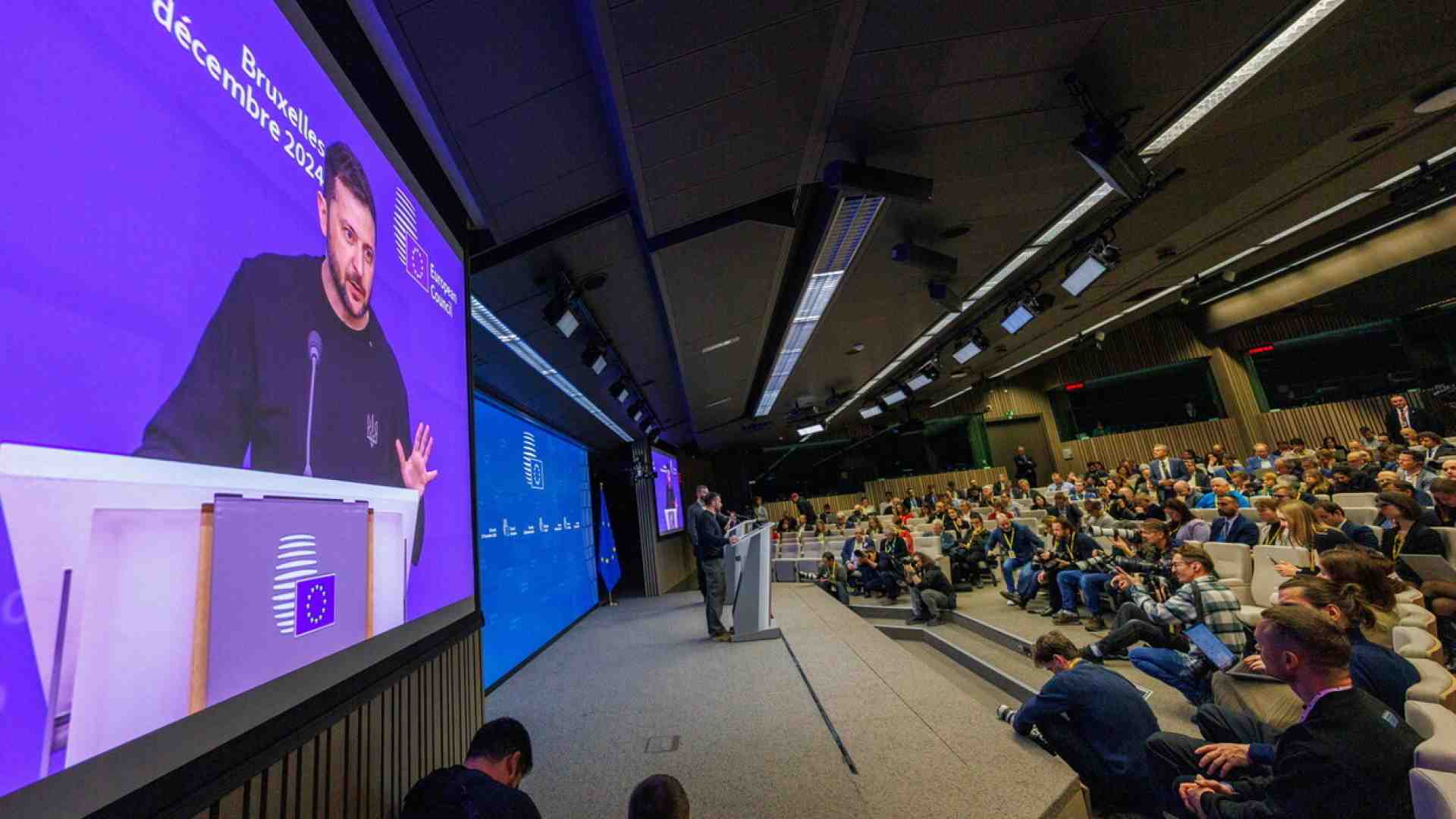 Immagine di Zelensky chiede conto all’Ue di tutti gli aiuti promessi e non dati. Le garanzie possibili