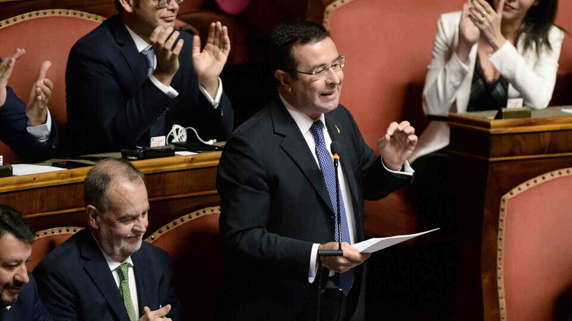 Immagine di Stefano Candiani, il leghista battutaro che esportava la Lega al Sud
