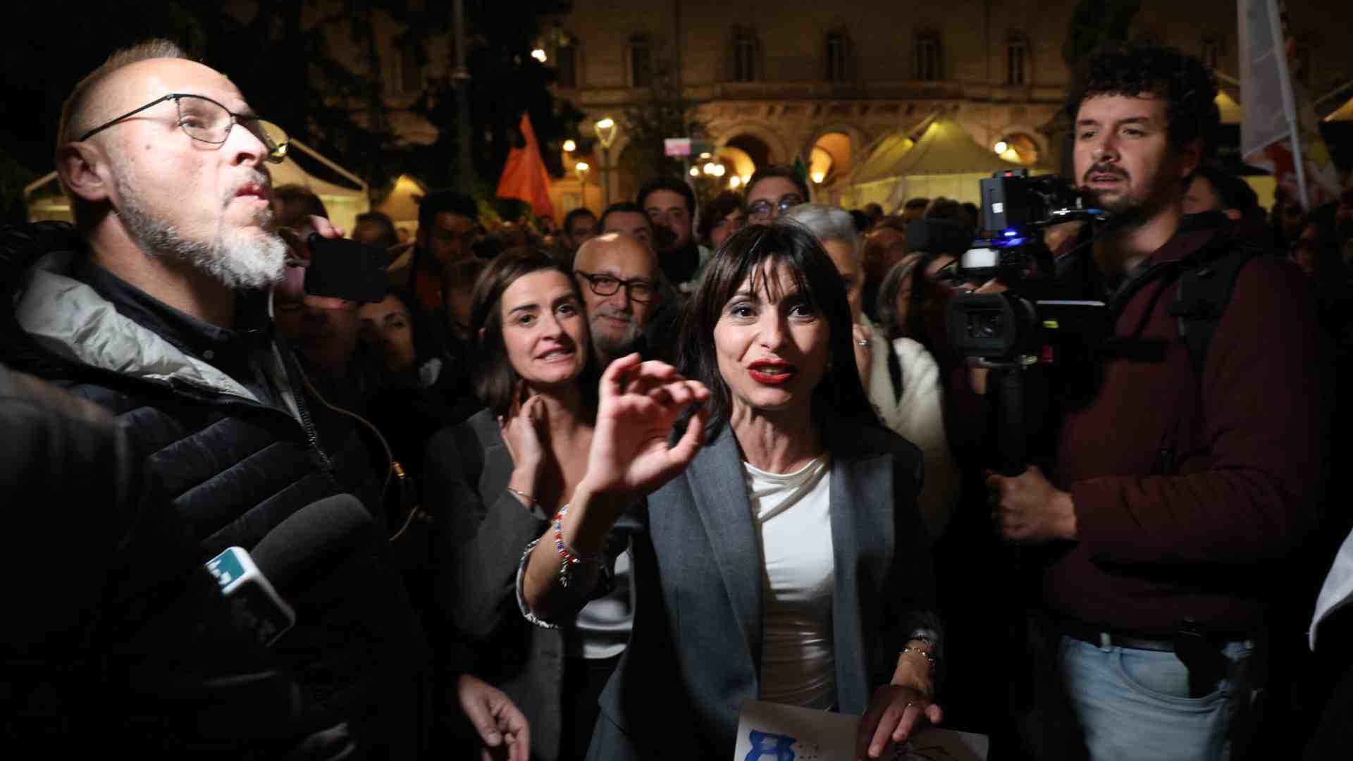 Immagine di Assessore alla resa. Barcaioli, nominato nella giunta umbra, predica il no alle armi. E attacca “Israele stato terrorista”