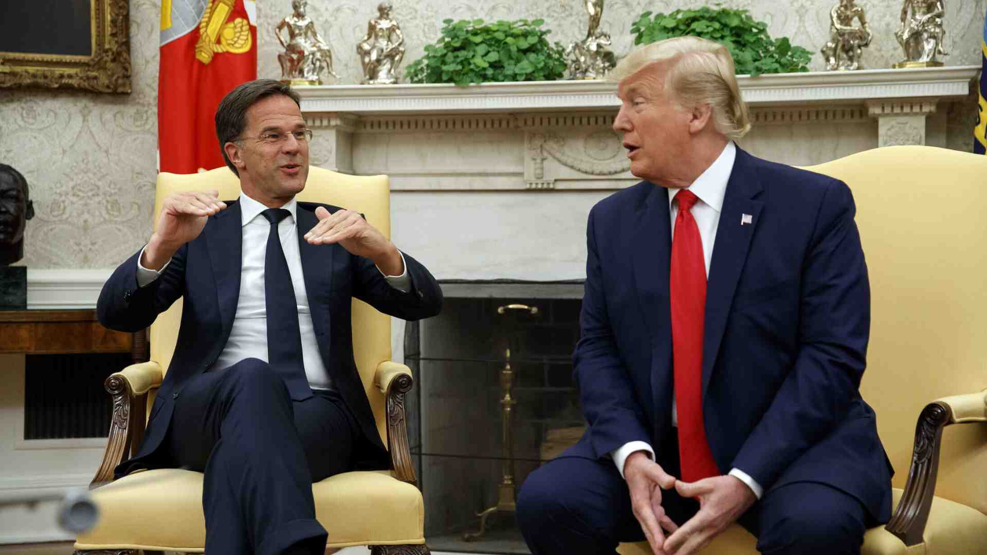Immagine di Trump sostiene Kyiv, ma dipende da noi