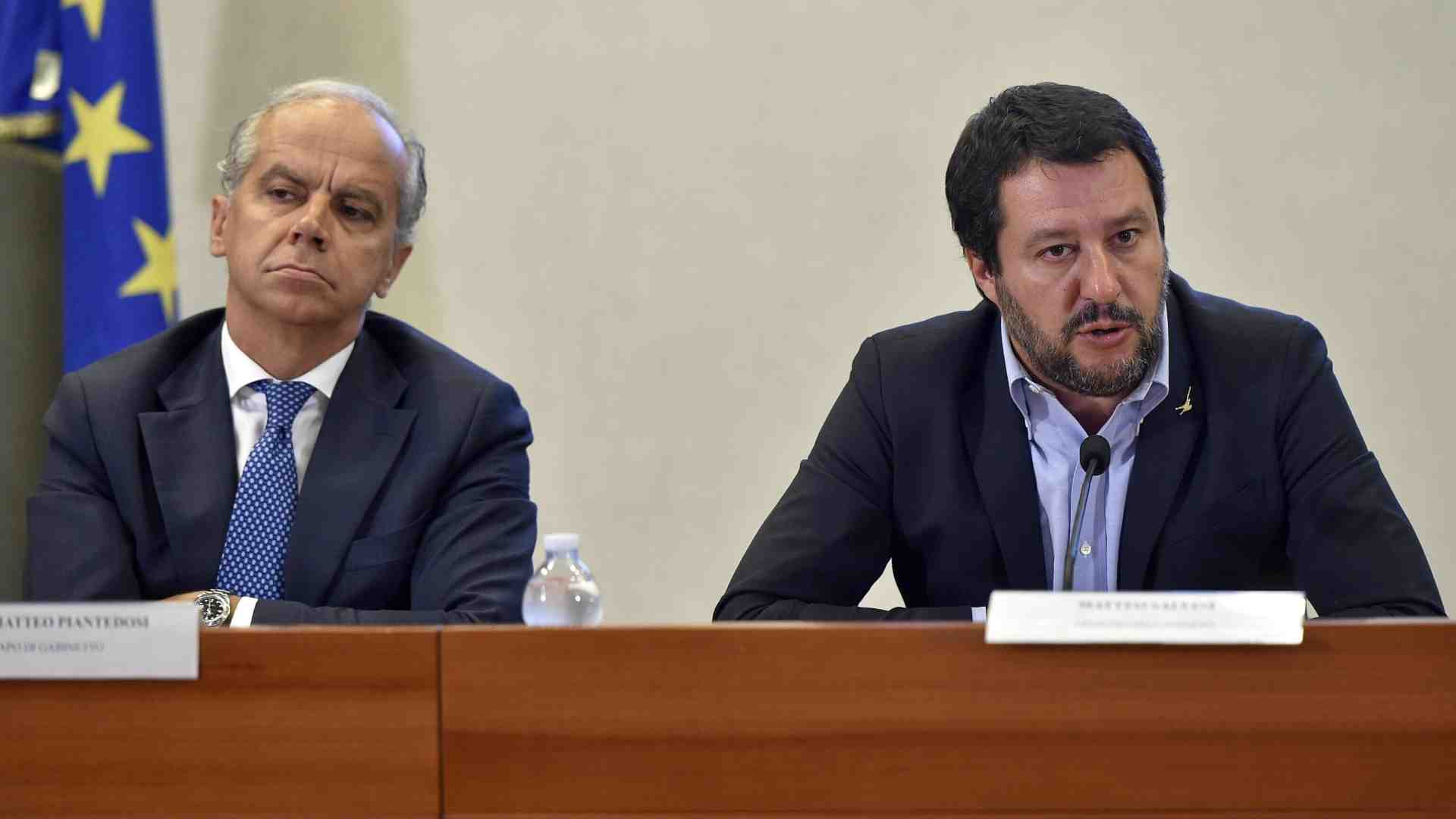 Immagine di Meloni stoppa Salvini e rilancia il protocollo Albania: "Avanti su soluzioni innovative a livello europeo"