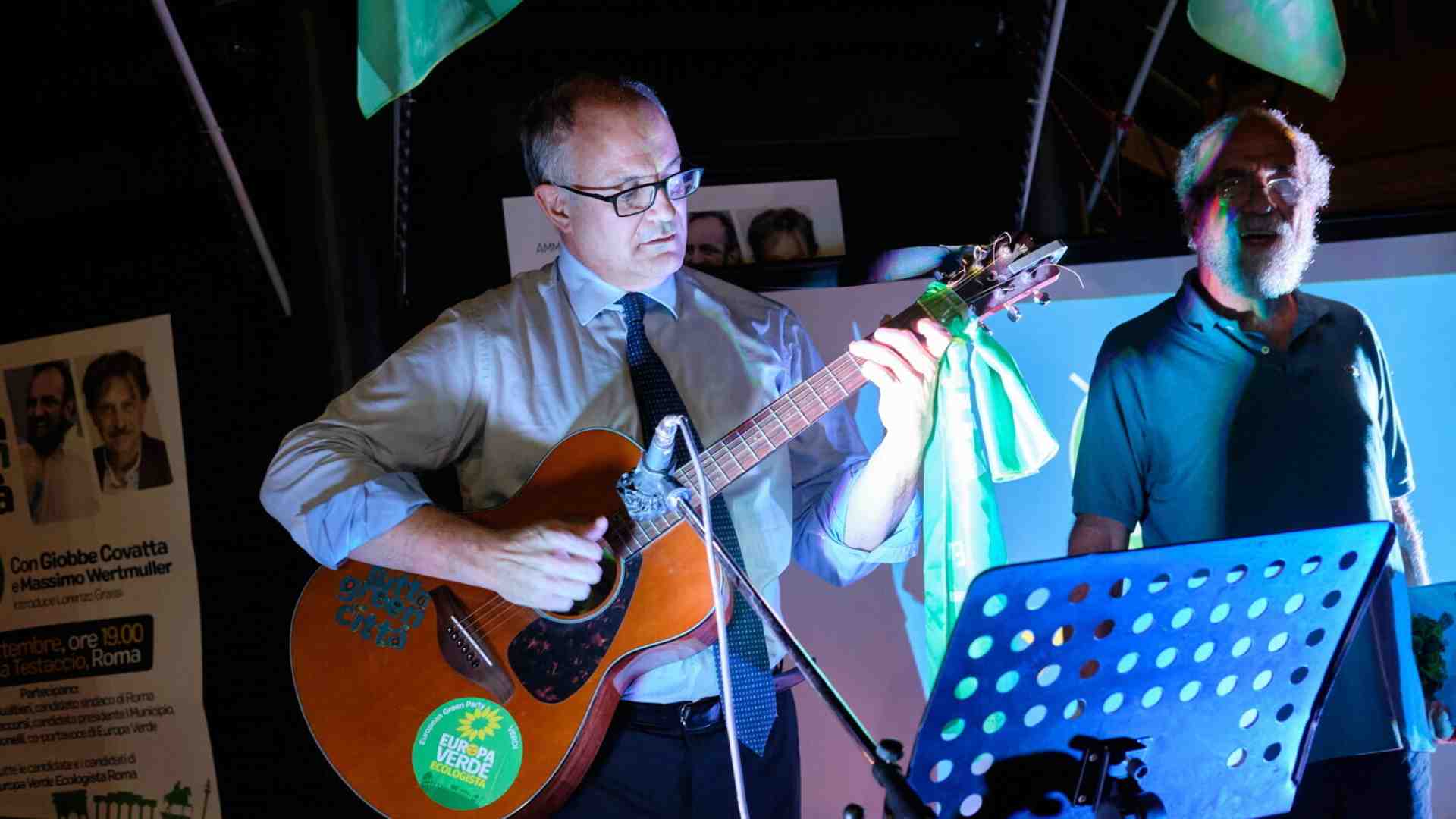 Immagine di Il concertone di Capodanno a Roma diventa una sagra. Il Campidoglio sconta l'effetto Tony Effe