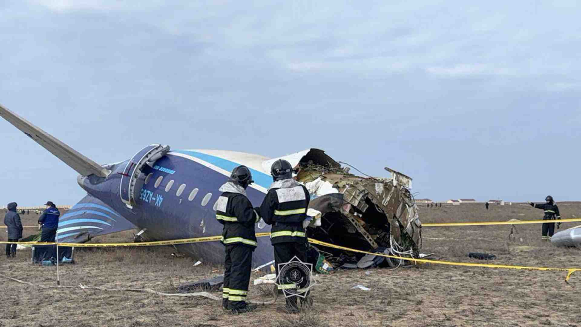 Immagine di La pista russa dietro l'aereo precipitato in Kazakistan