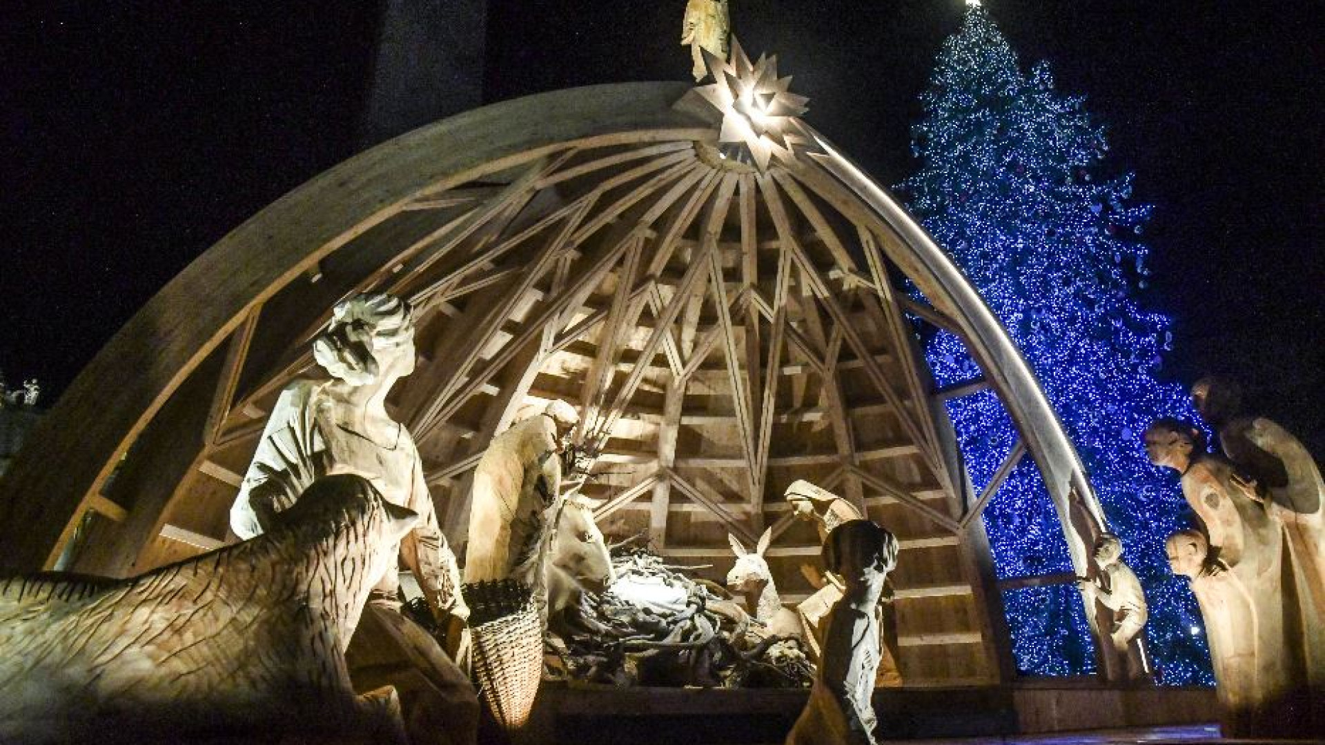 Immagine di Da sant'Agostino a Wojtyla la preghiera nel tempo di Natale