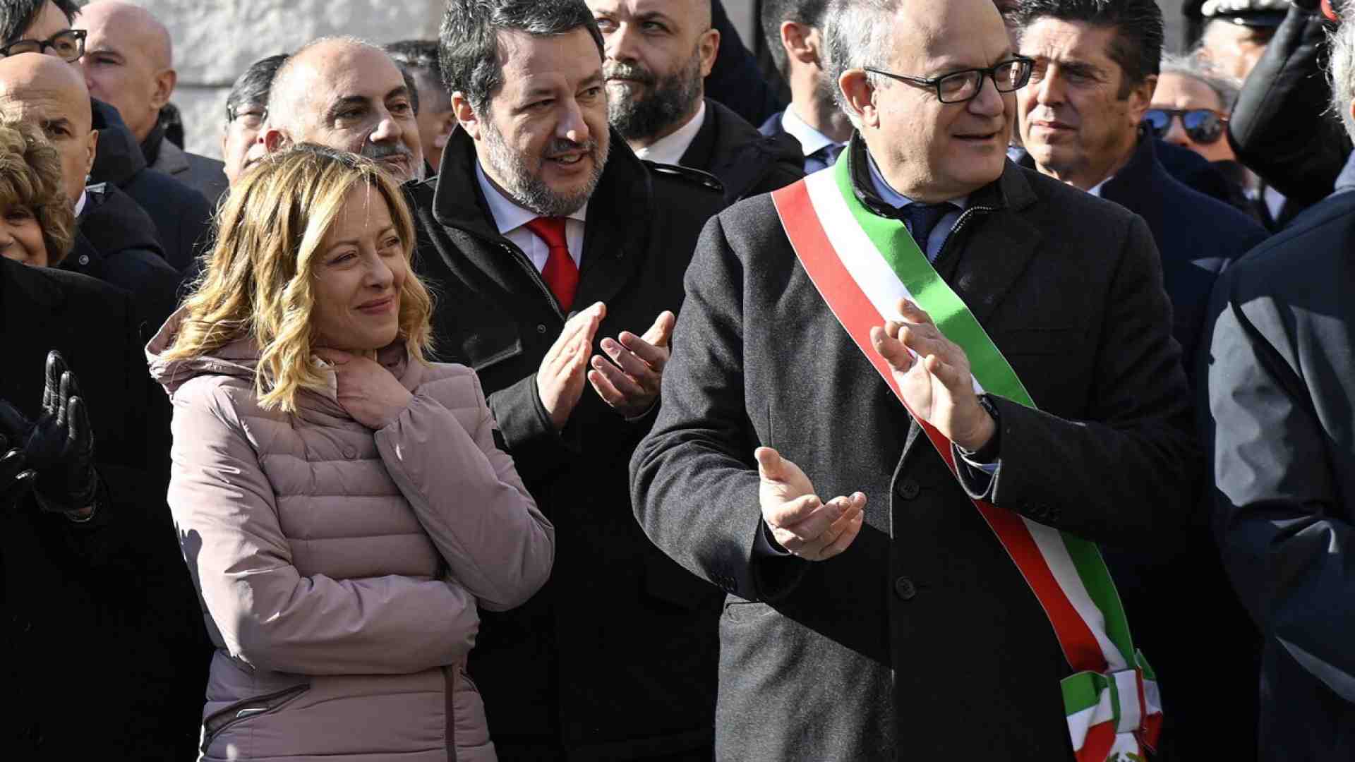 Immagine di Di lotta e di governo. Il doppio registro di FdI e Meloni su Gualtieri e Giubileo