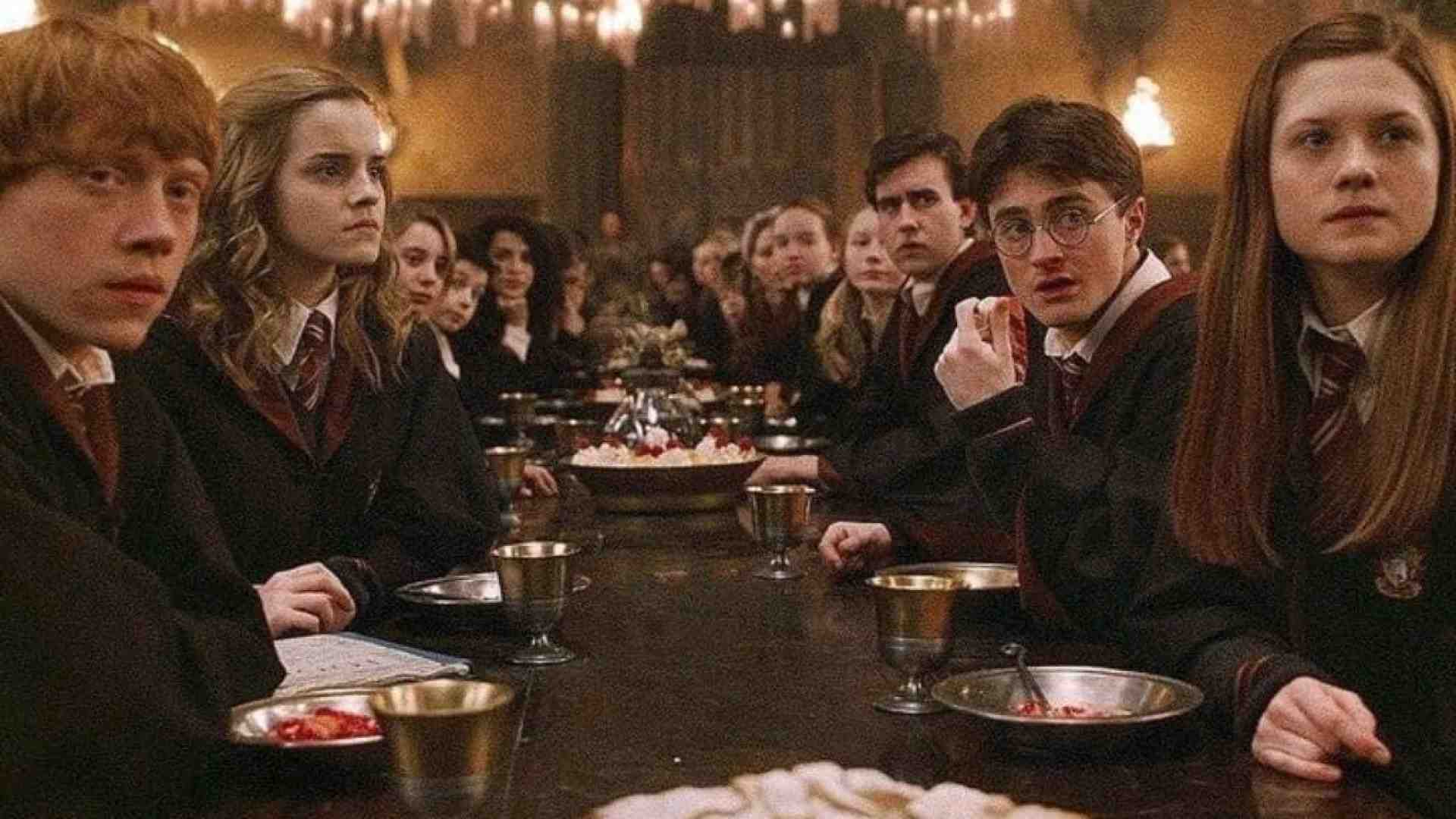 Immagine di I partiti ci vogliono politicanti a tavola: ecco cosa raccontare per spegnere i bollenti spiriti