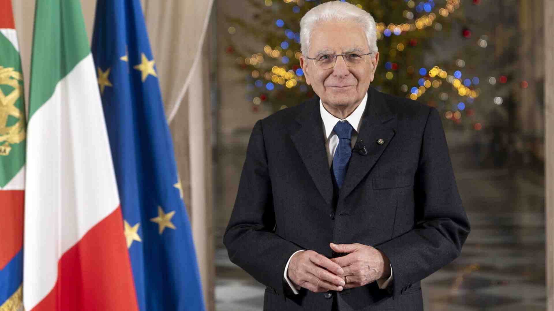 Immagine di Dall'Ucraina all'astensionismo: cosa ci sarà nel messaggio di fine anno di Mattarella