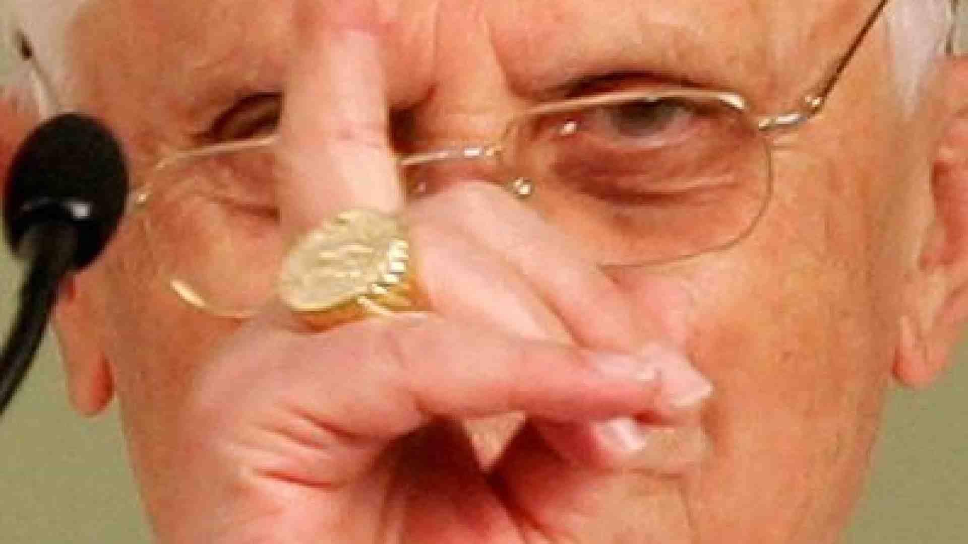 Immagine di Il Ratzinger che non ti aspetti nel racconto degli ex allievi e di Bertone