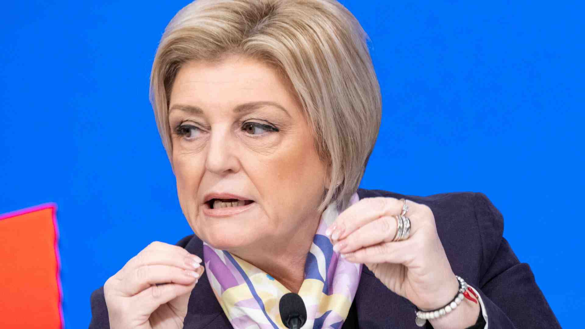 Immagine di Perché il ministro del Lavoro Calderone non pubblica i dati sull’Assegno di inclusione?