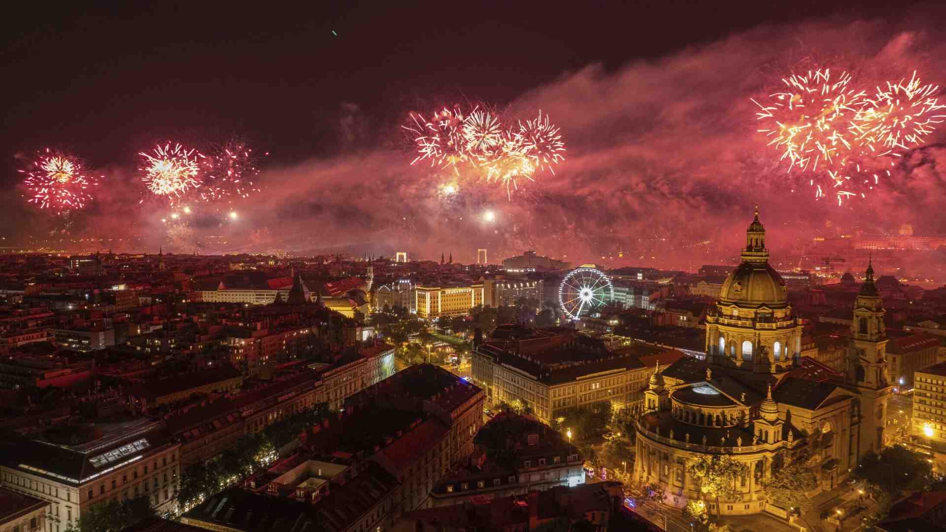 Immagine di I fuochi d'artificio croce e delizia del Capodanno: ora arrivano quelli silenziosi