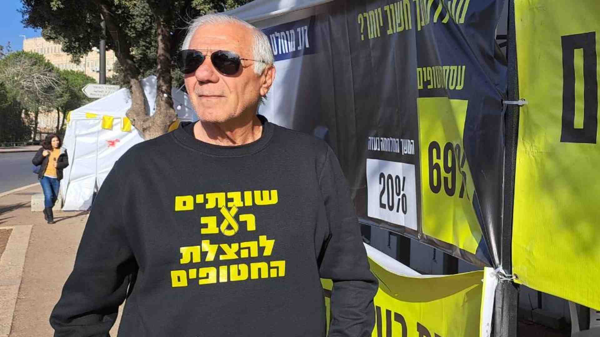 Immagine di Il generale in sciopero della fame da 100 giorni davanti al Parlamento