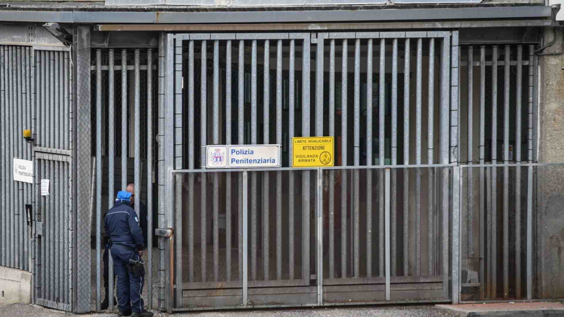 Immagine di Il sadismo istituzionale contro i detenuti. A Cospito tolgono pure la farina