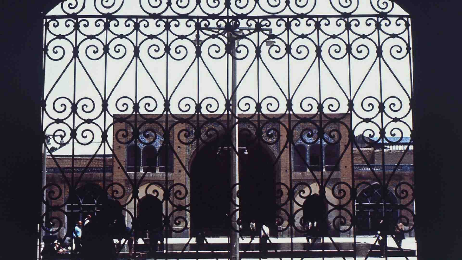 Immagine di Noi, giornalisti a Teheran