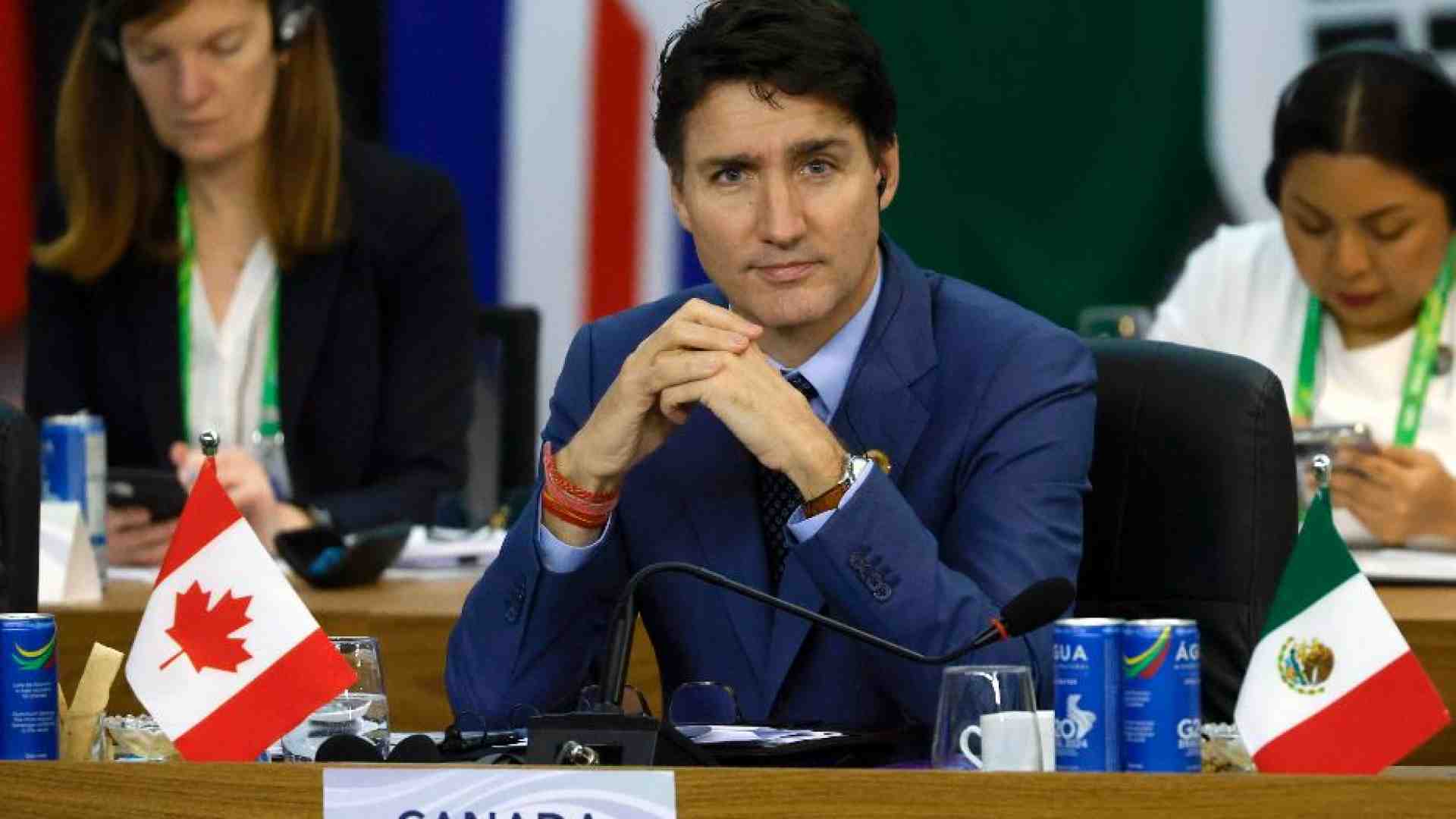 Immagine di Il premier canadese Trudeau lascia, stritolato dalle fronde